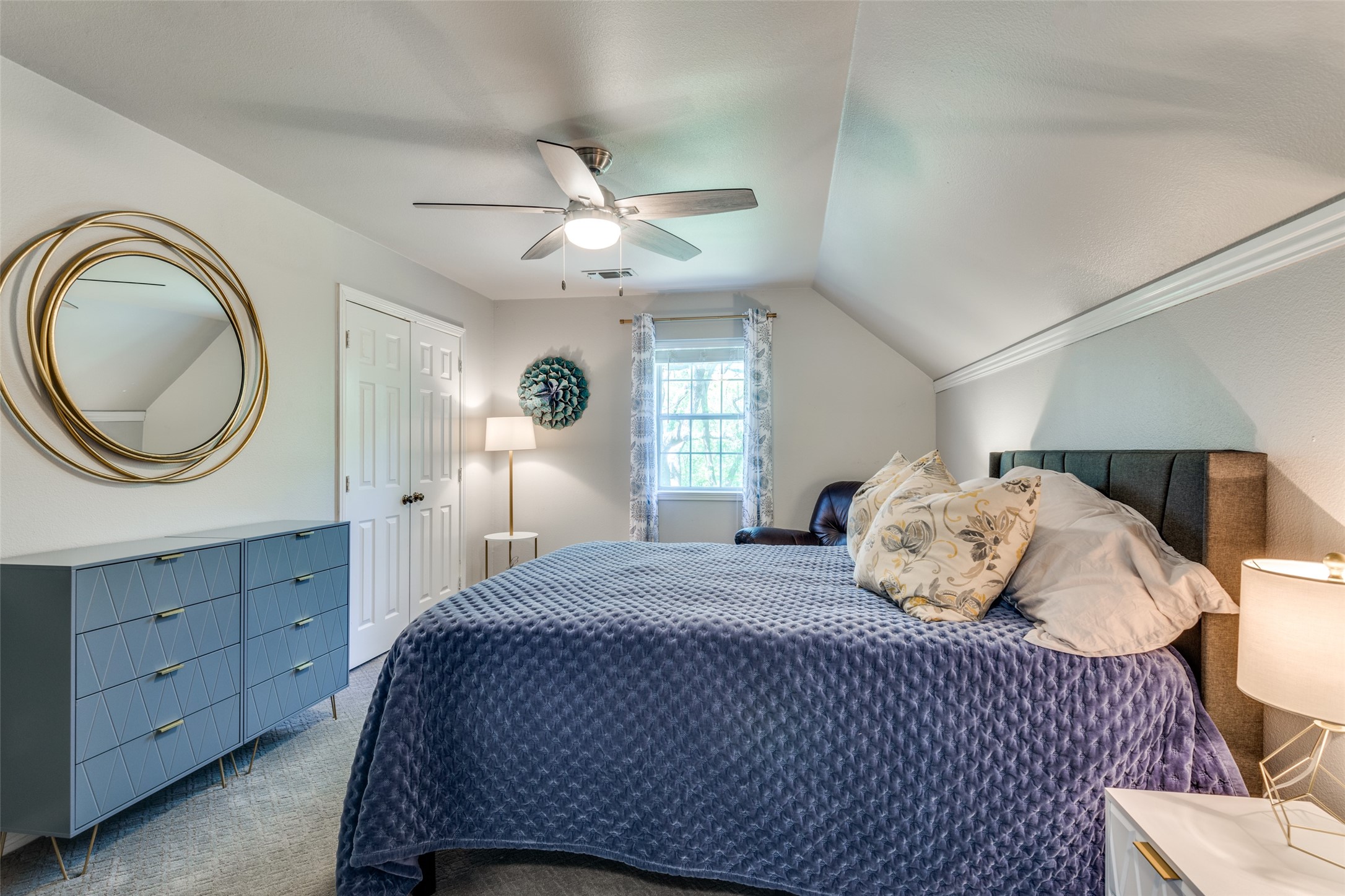 711 Majestic Oaks Drive