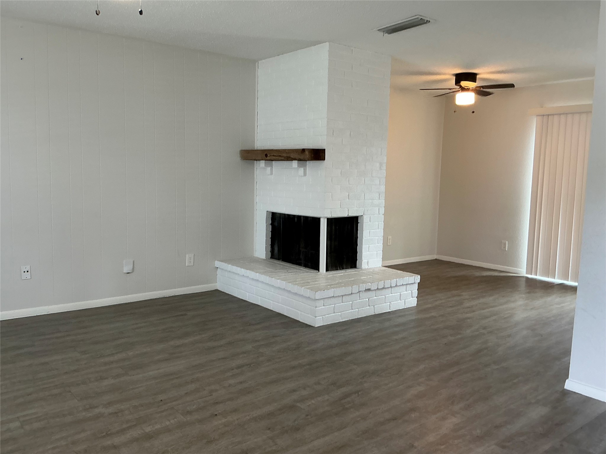 904 Valley View Drive