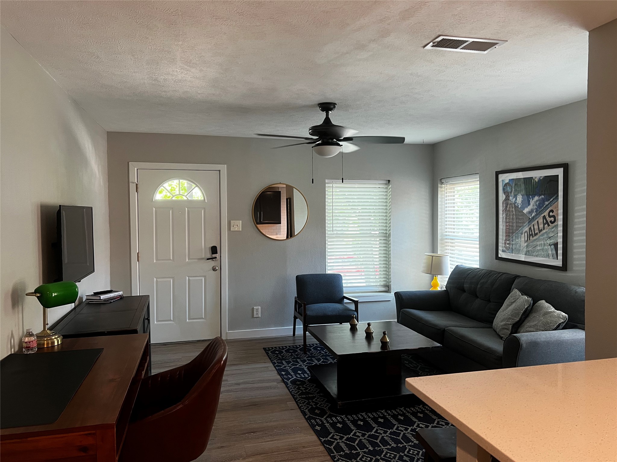 408 N Oak Cliff Boulevard