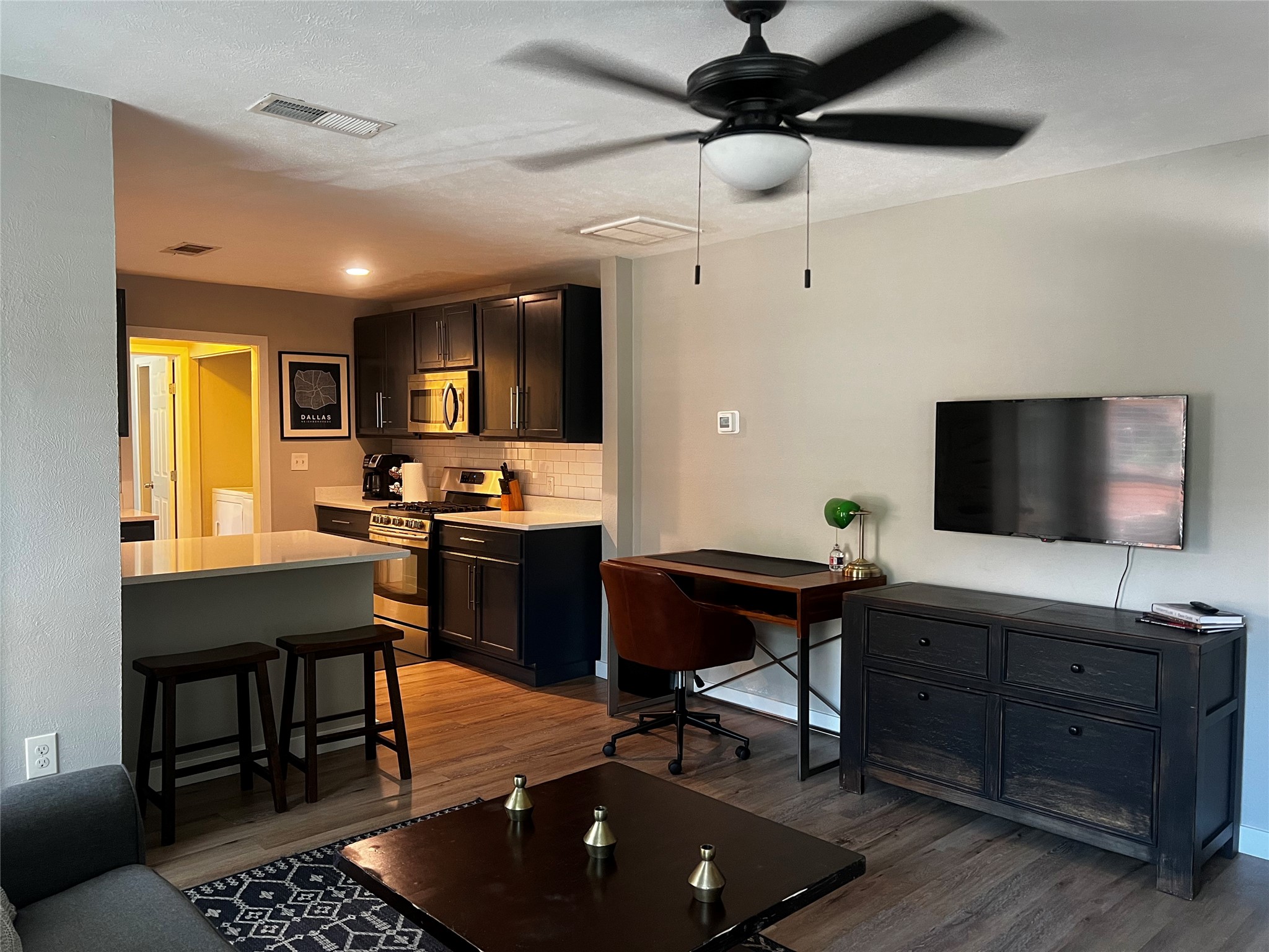 408 N Oak Cliff Boulevard