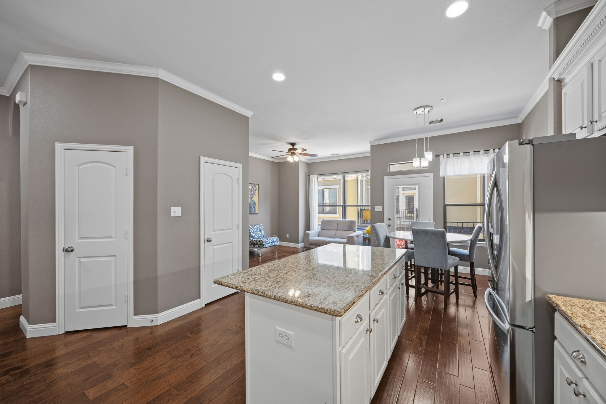 7212 Olivia Lane