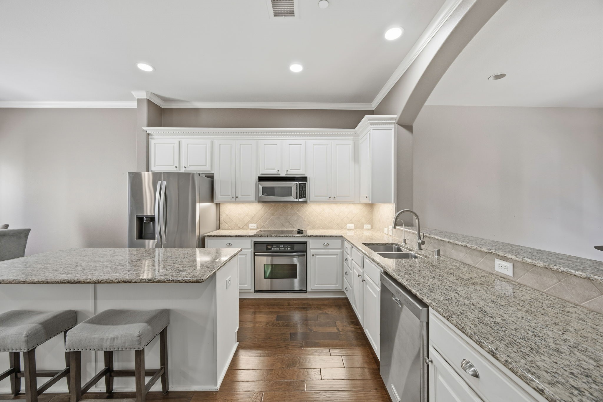 7212 Olivia Lane