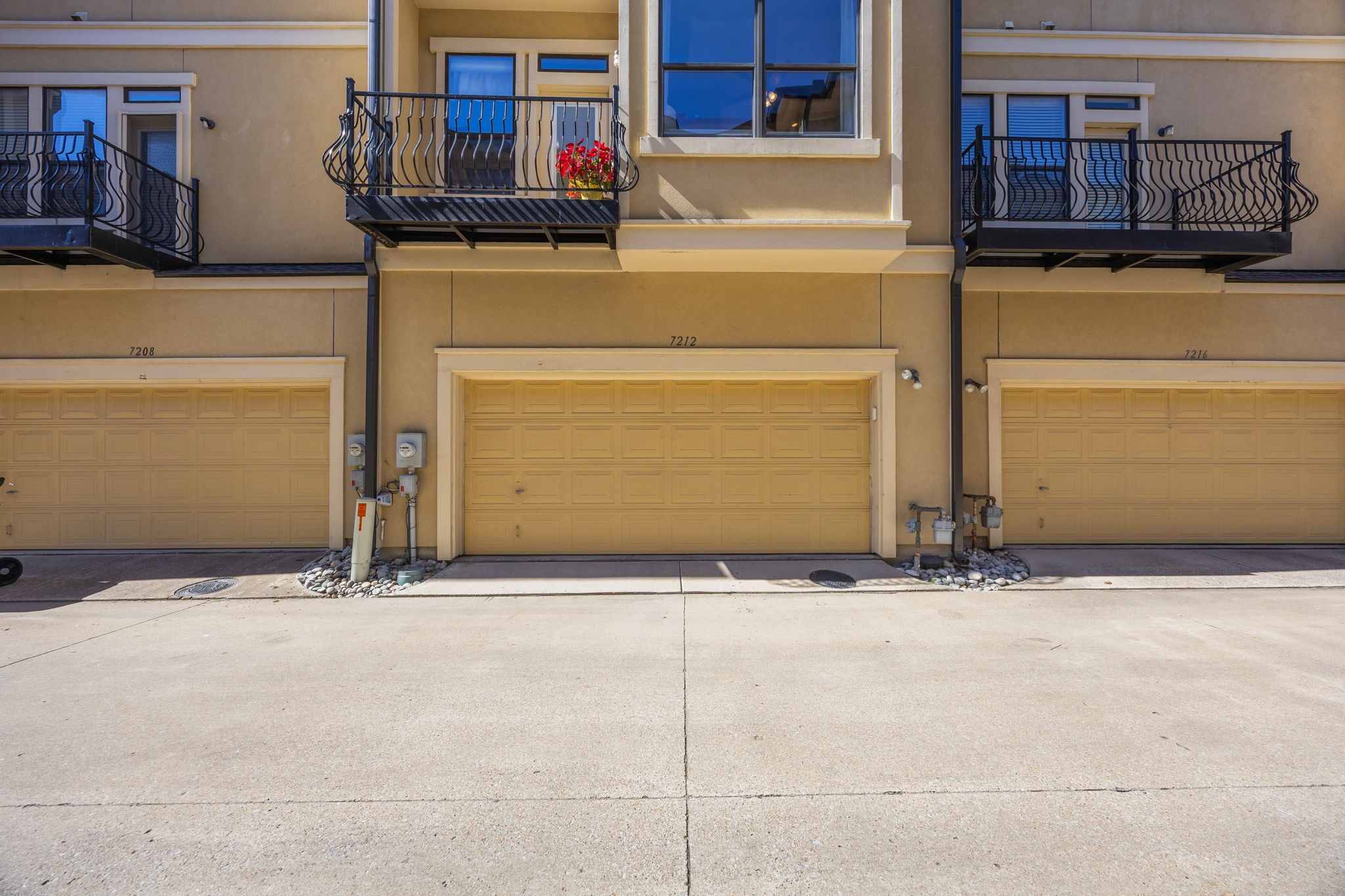 7212 Olivia Lane