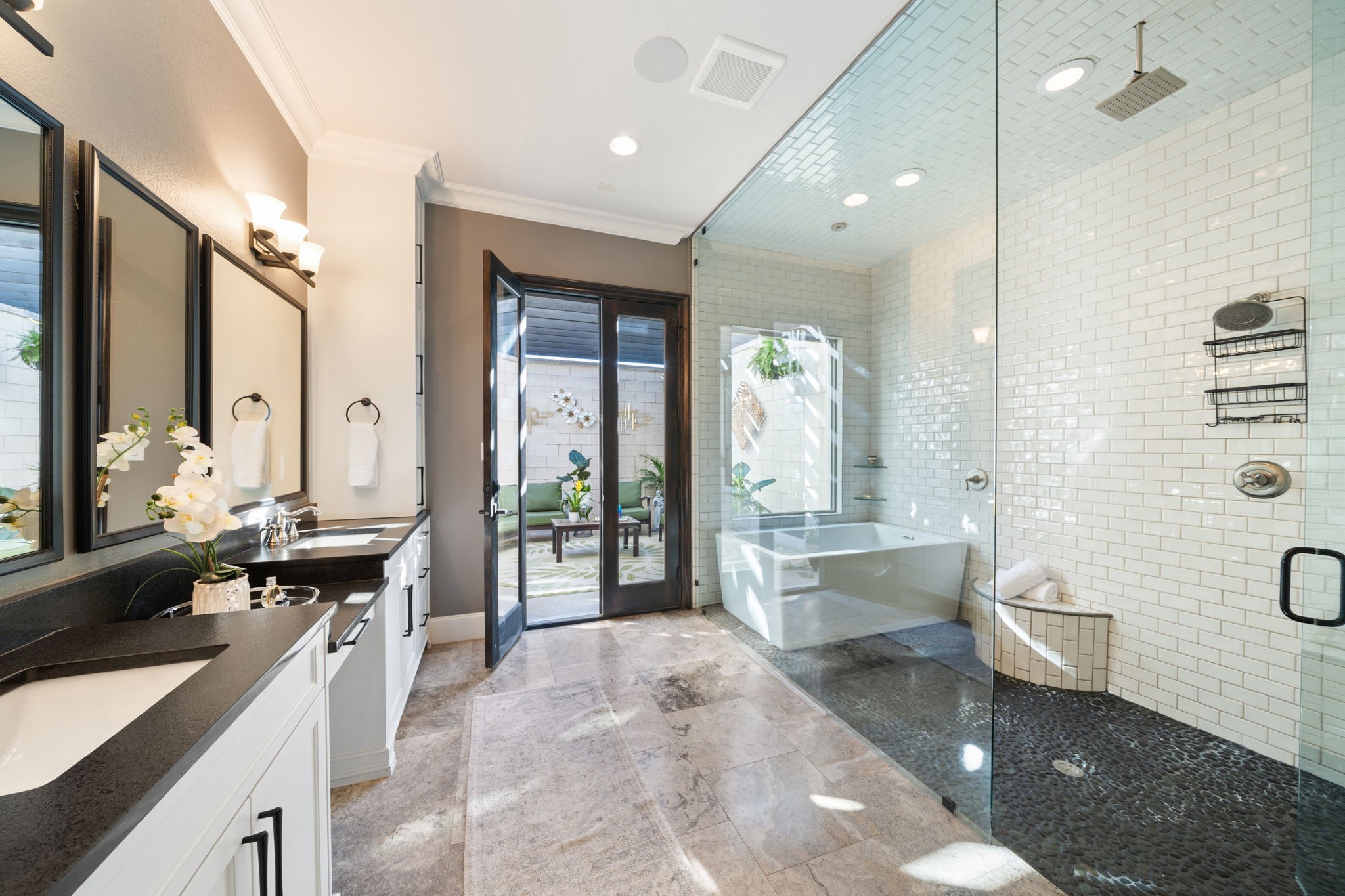 3548 Pinnacle Bay Point