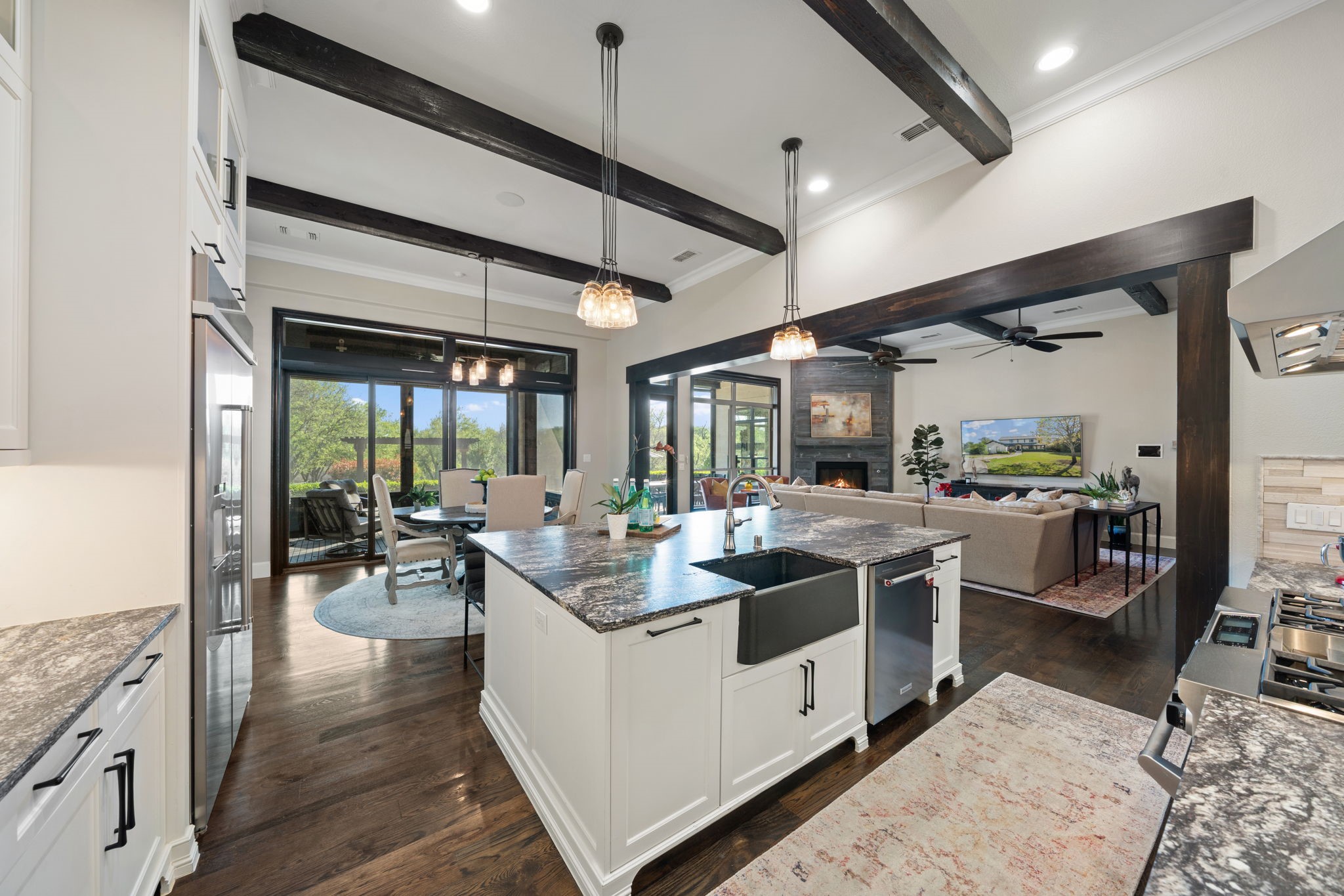 3548 Pinnacle Bay Point