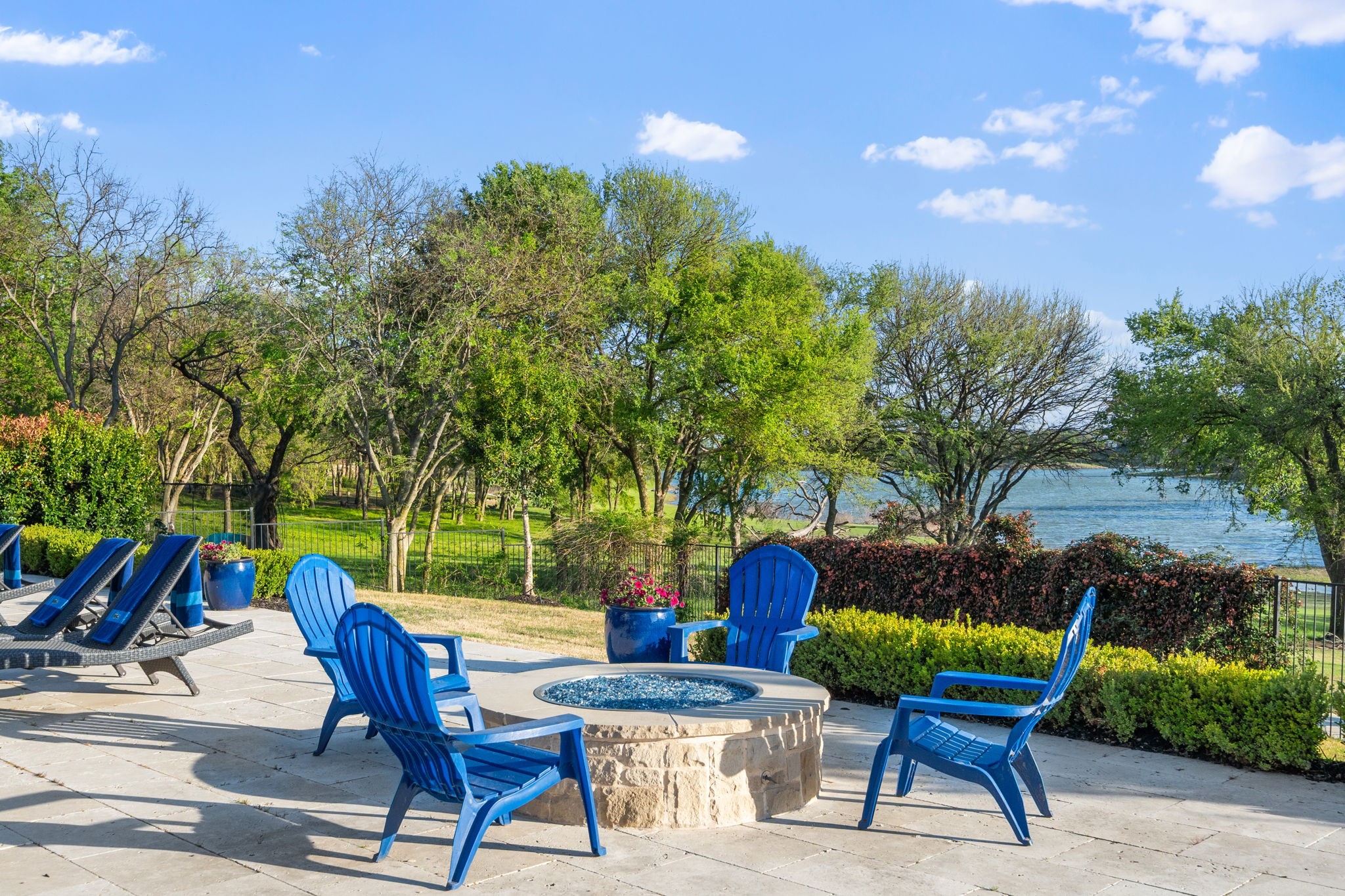 3548 Pinnacle Bay Point
