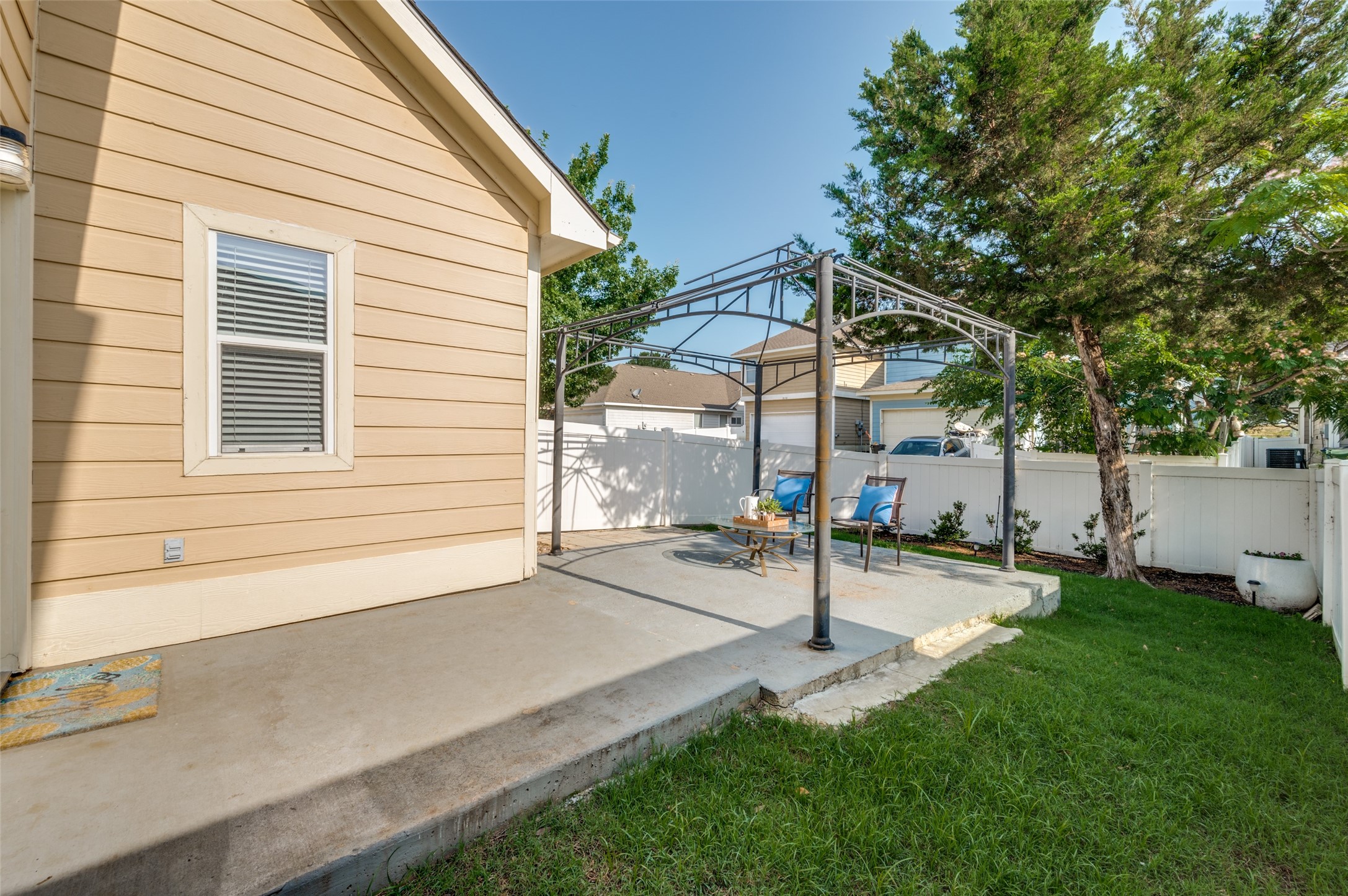 1375 Kingston Place