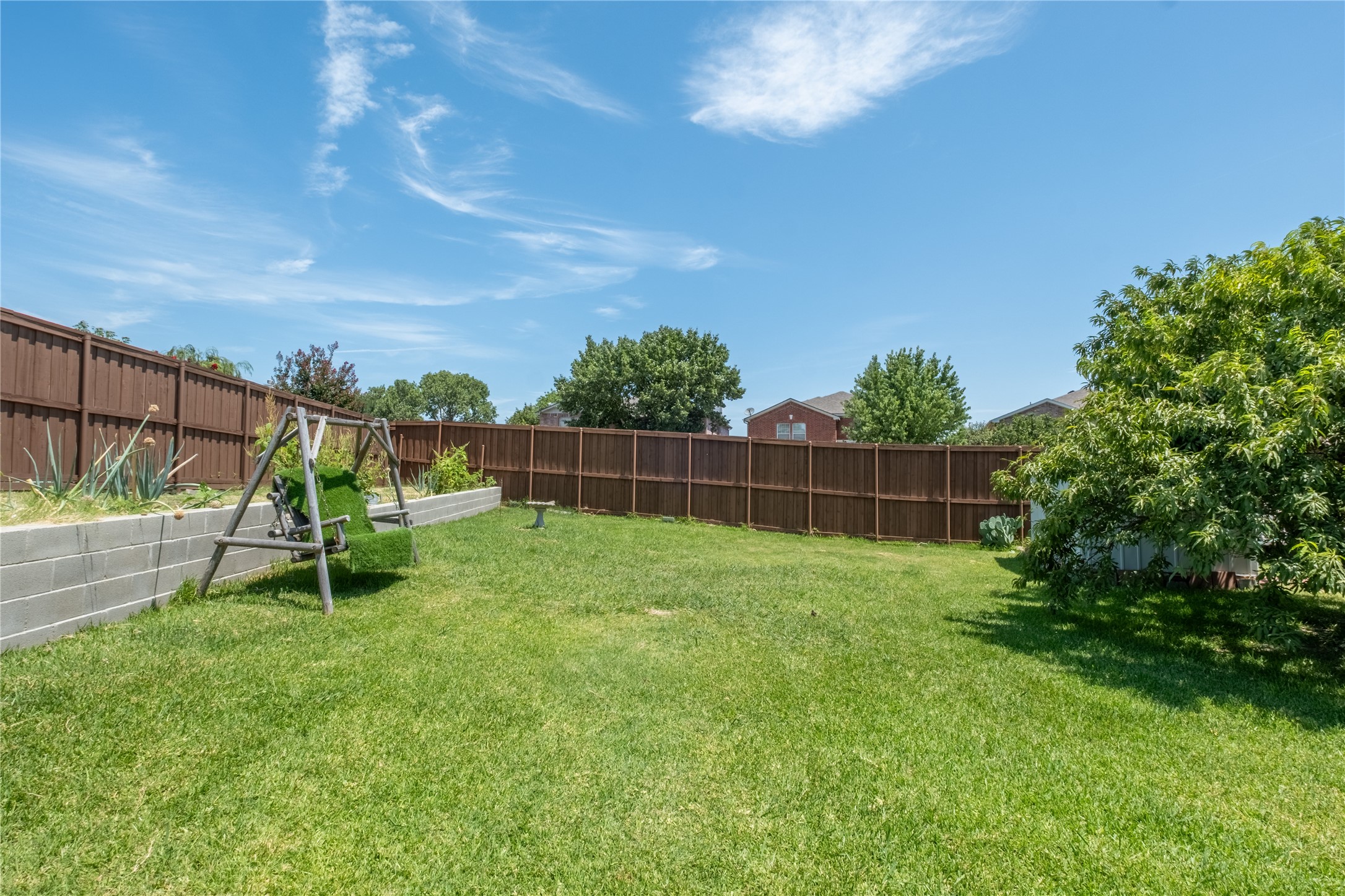 1628 Jewel Lane