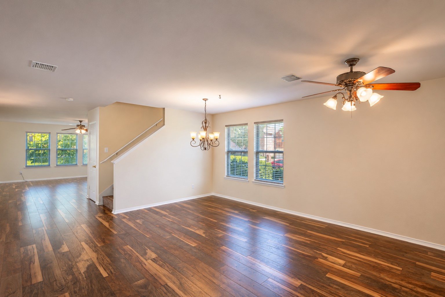 1628 Jewel Lane