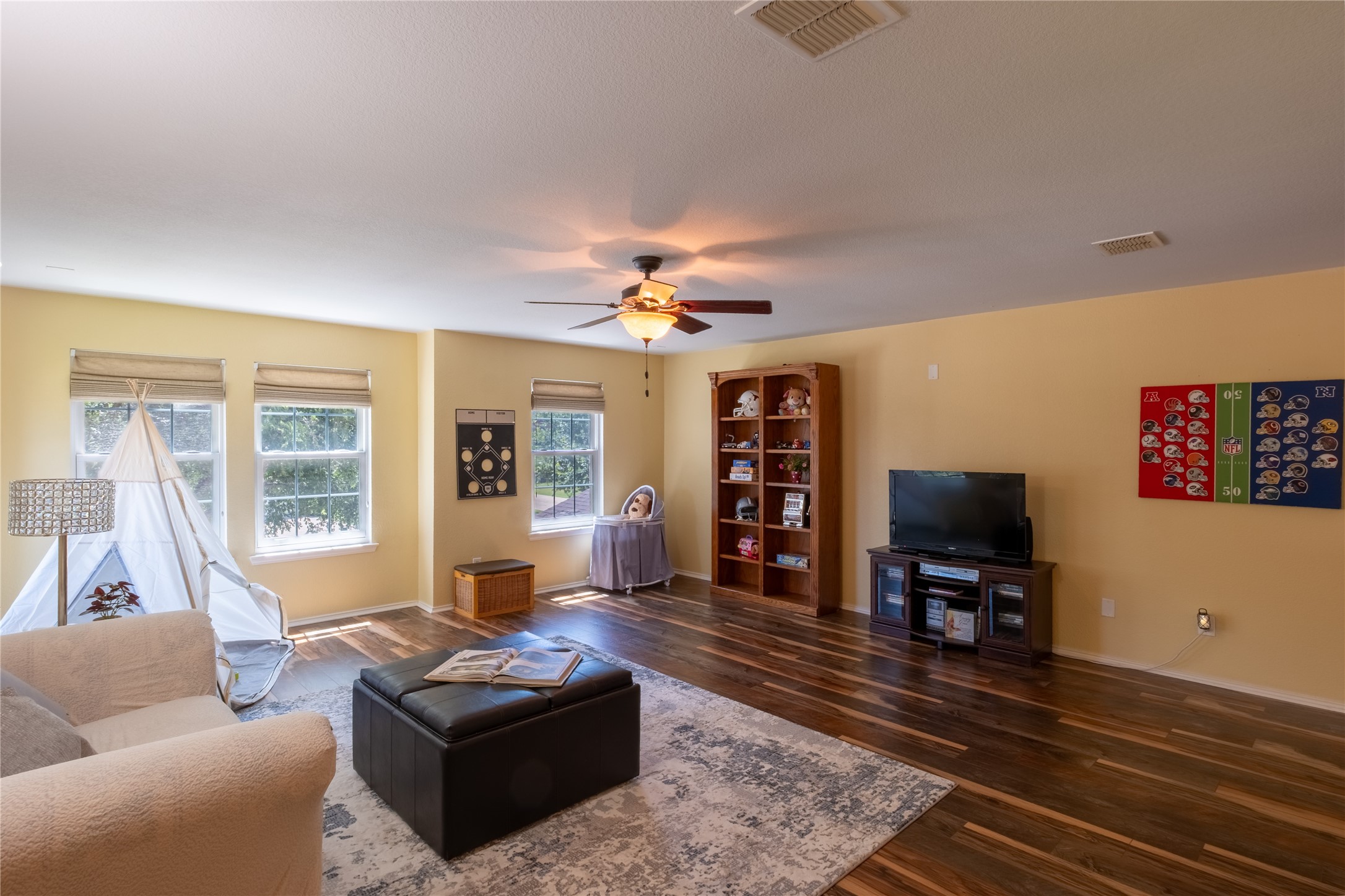 1628 Jewel Lane