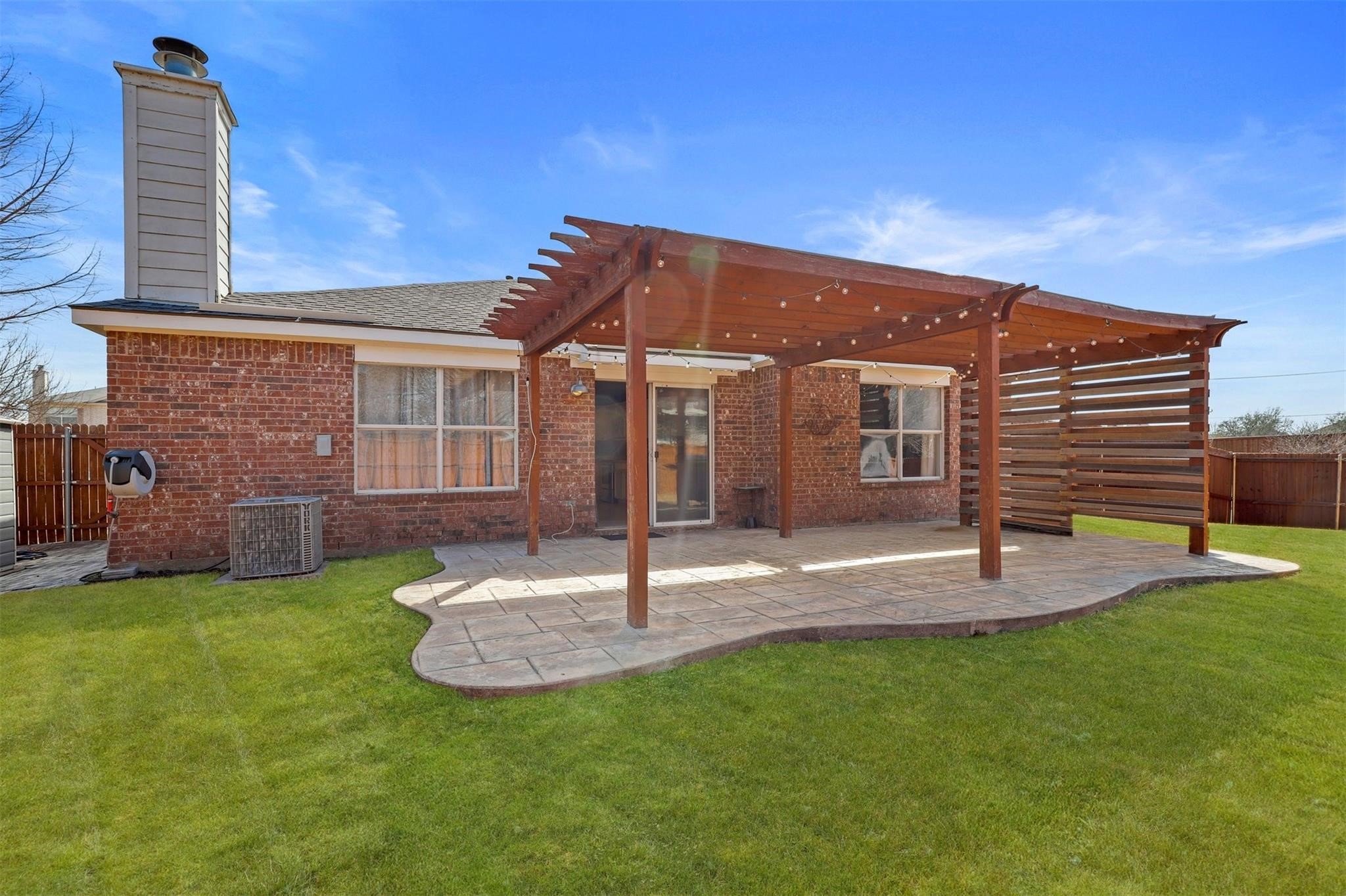 2201 Tailburton Court