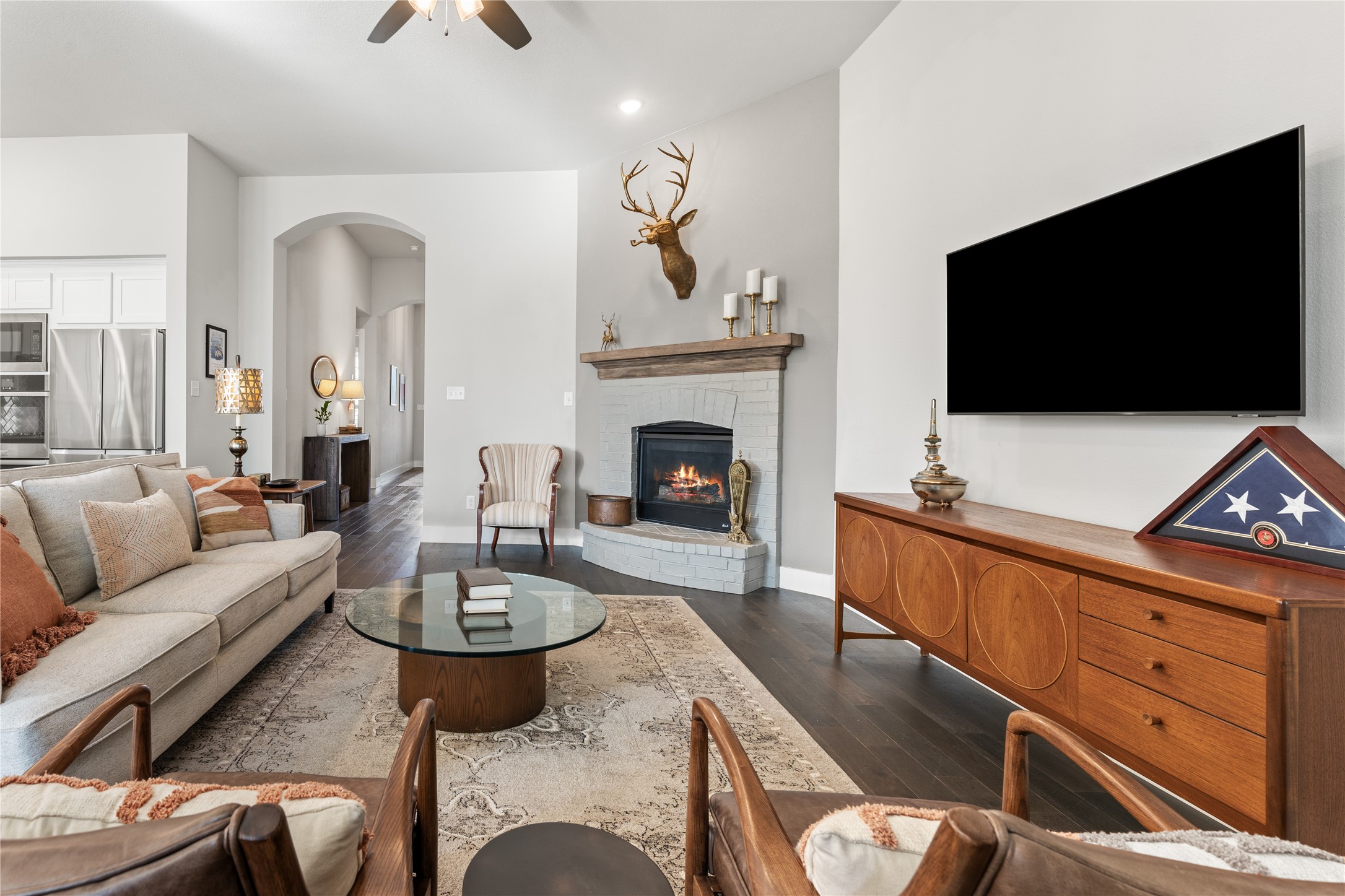 2813 Black Walnut Street