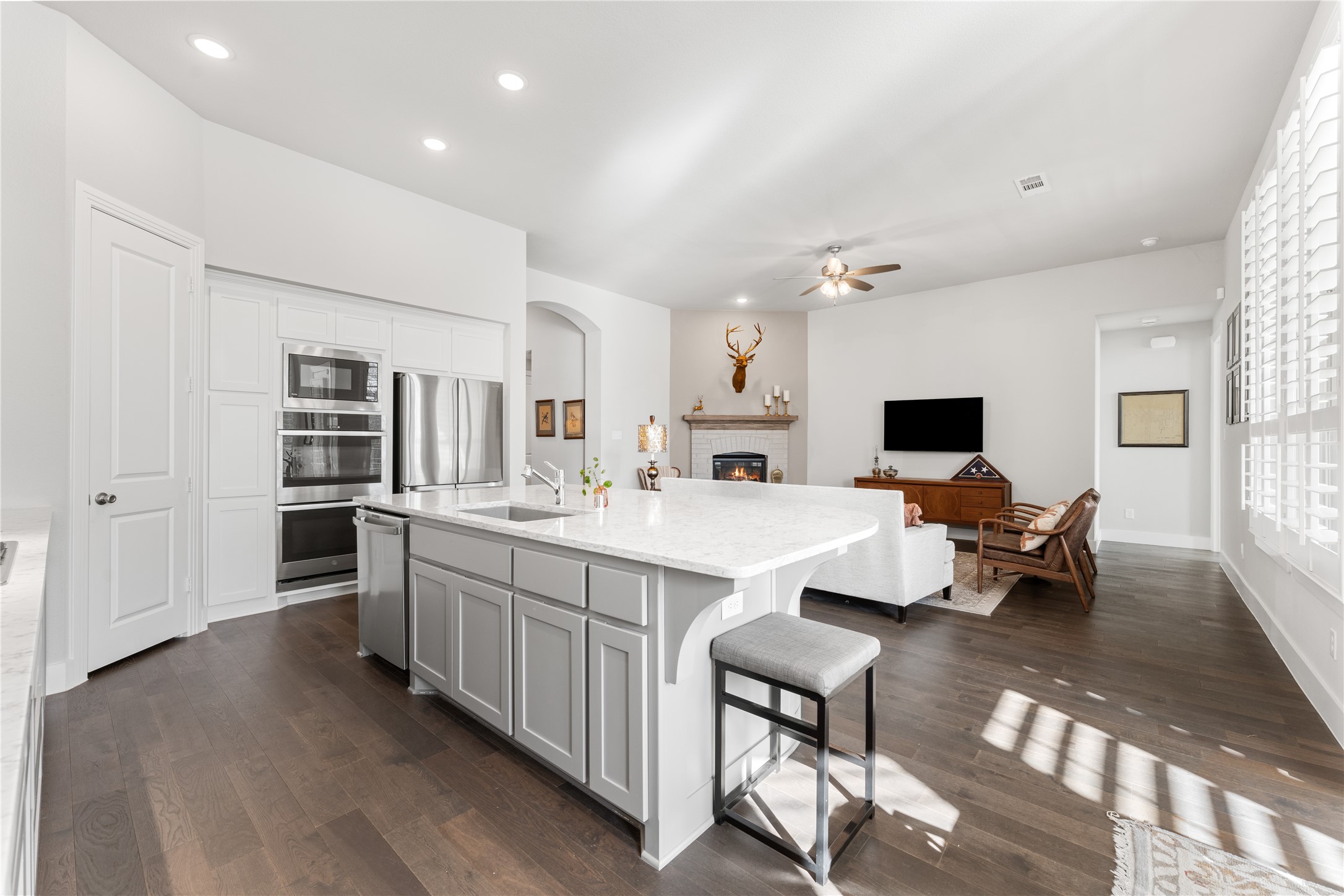 2813 Black Walnut Street