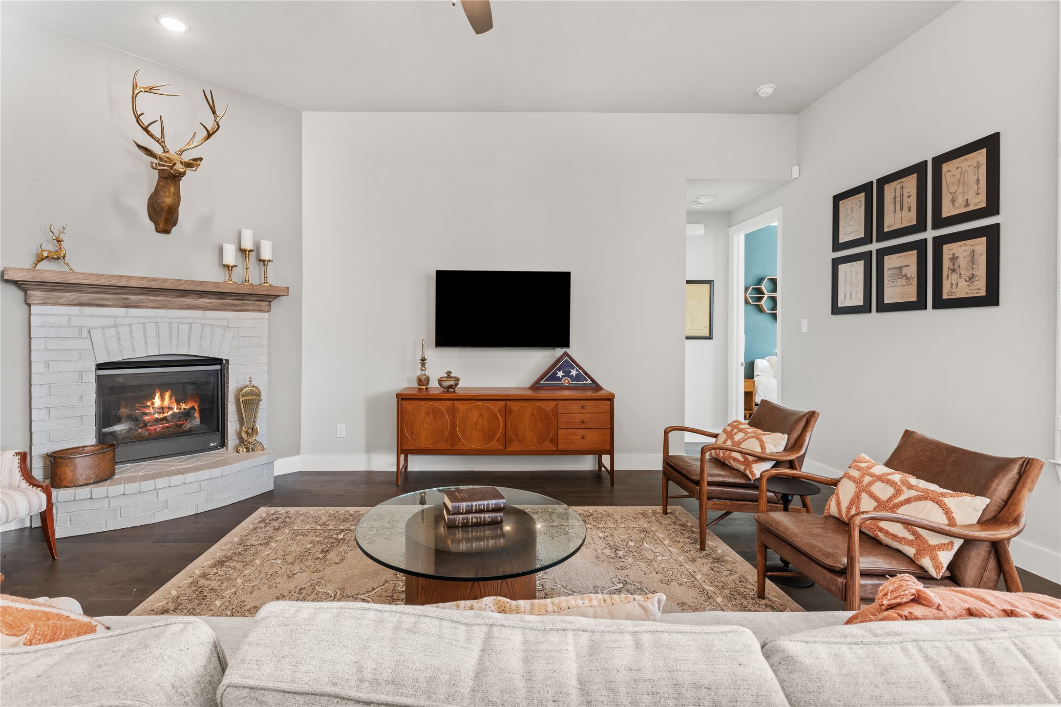 2813 Black Walnut Street