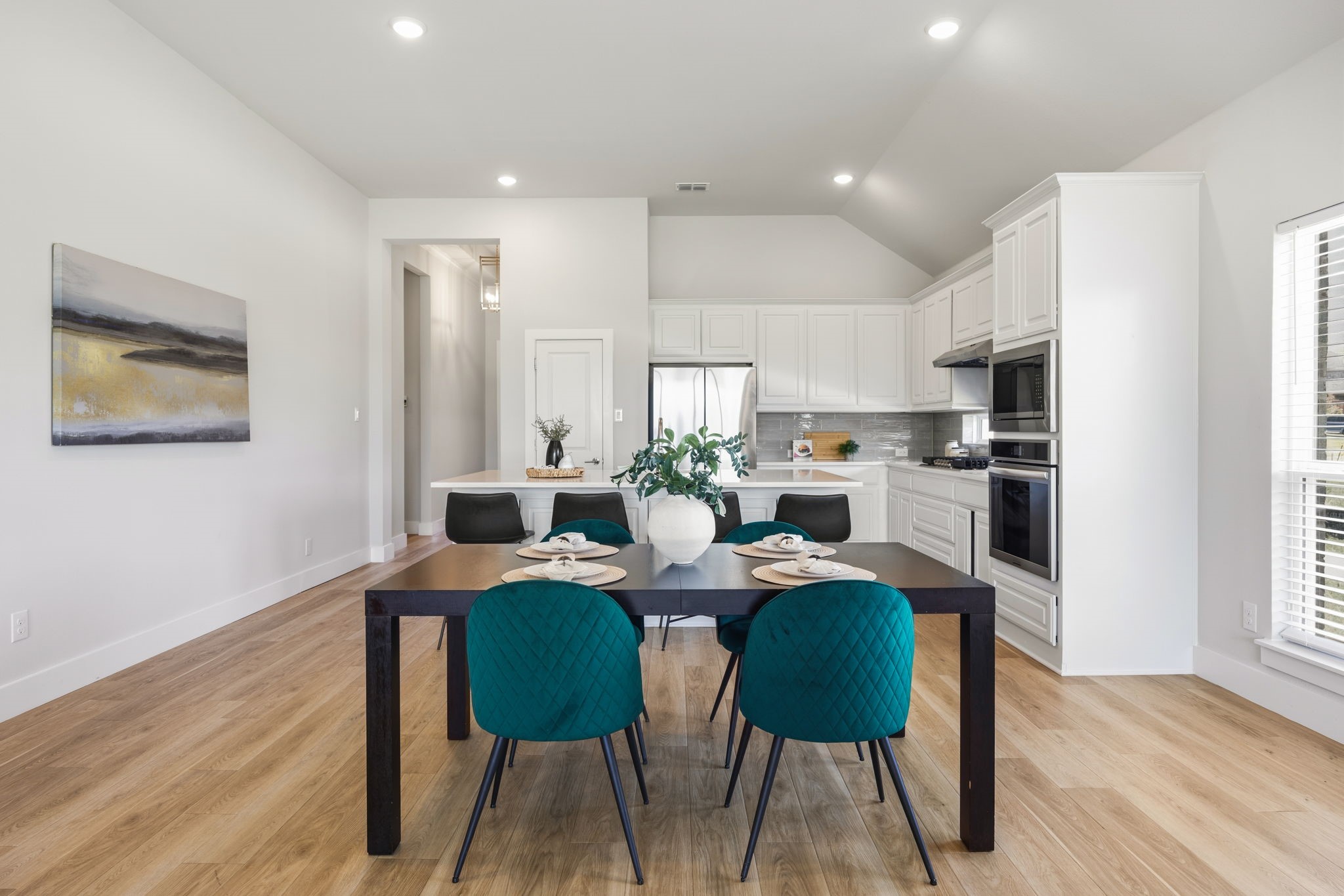 13733 Riola Drive