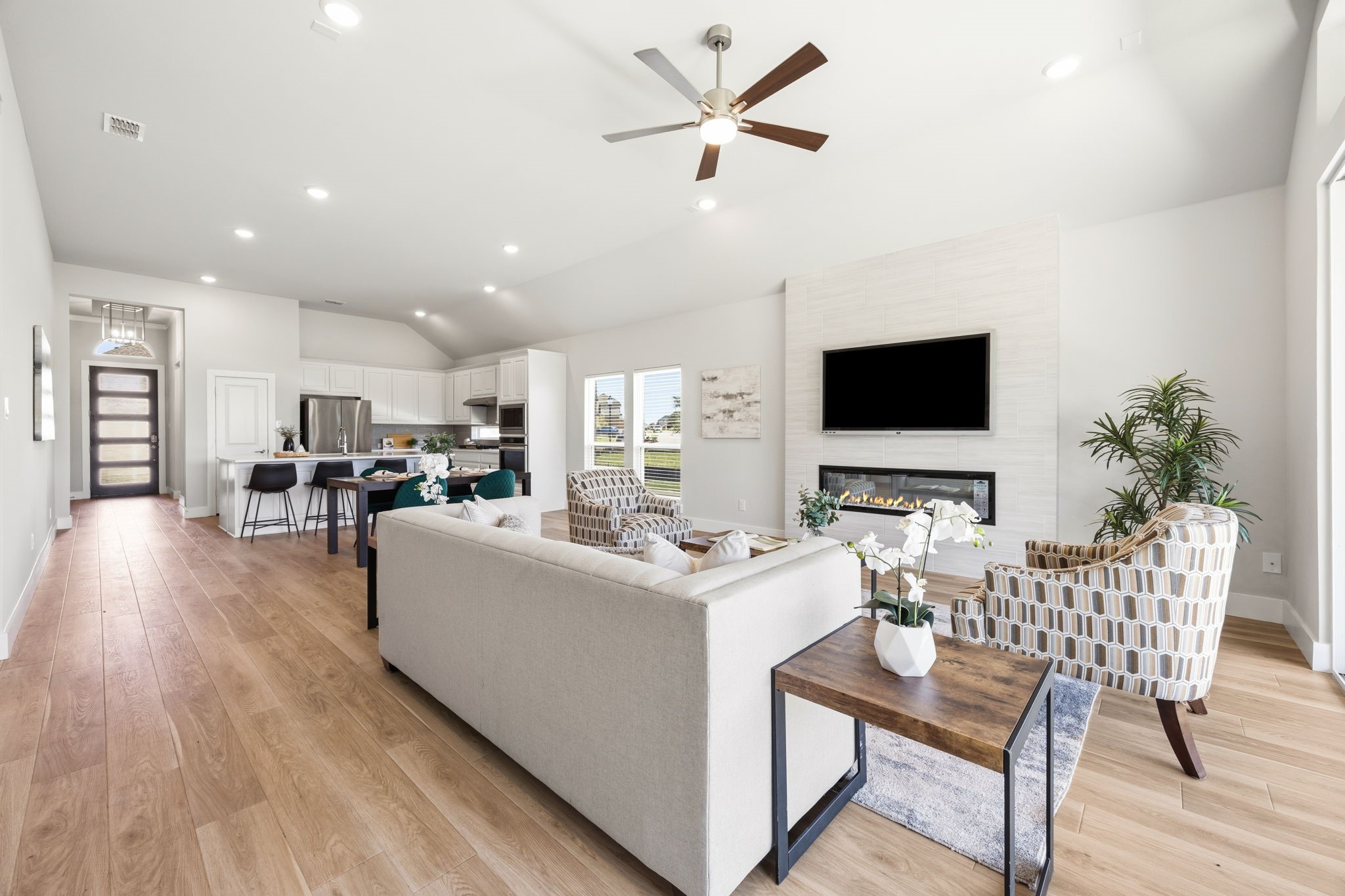 13733 Riola Drive