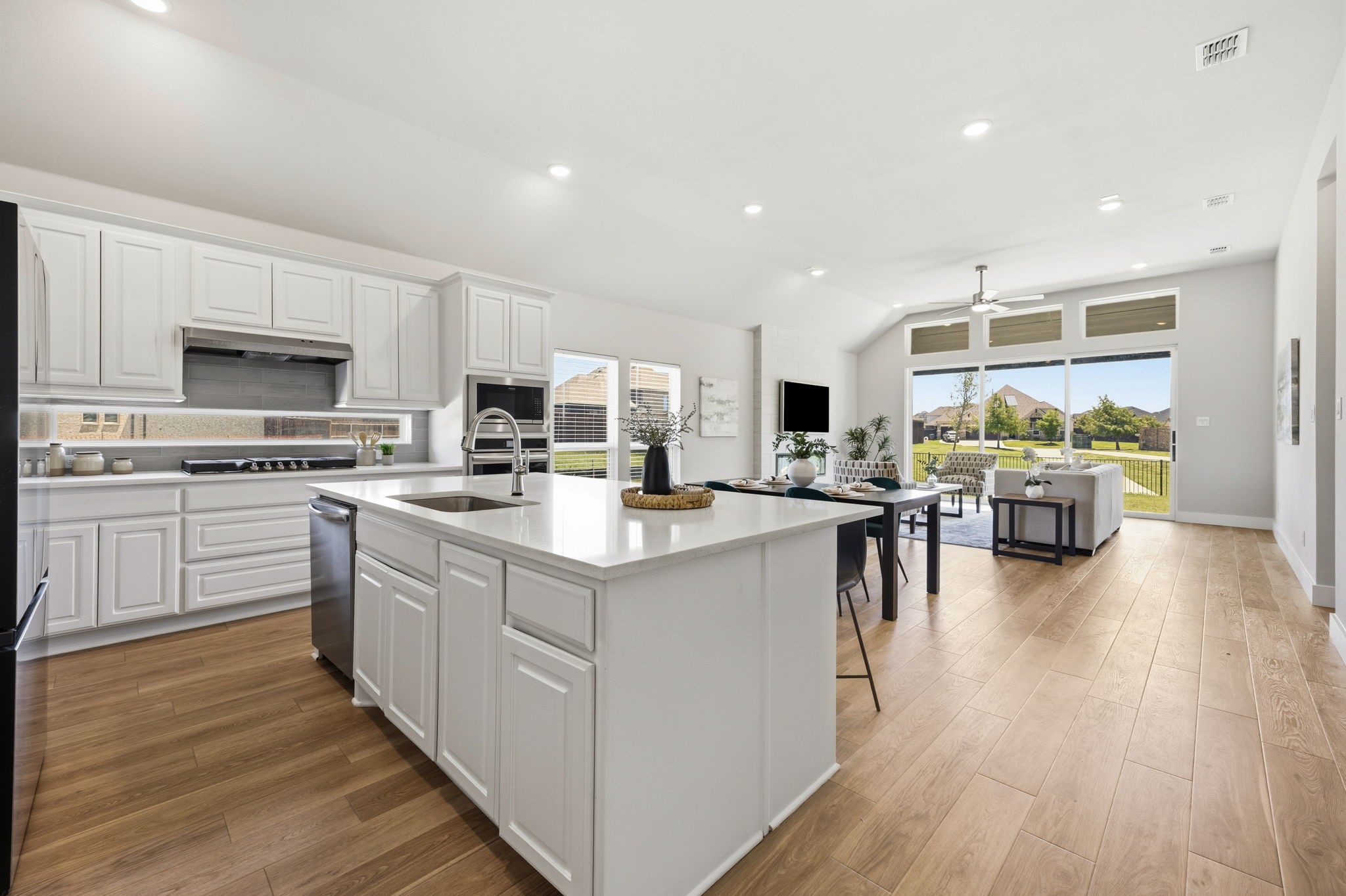 13733 Riola Drive