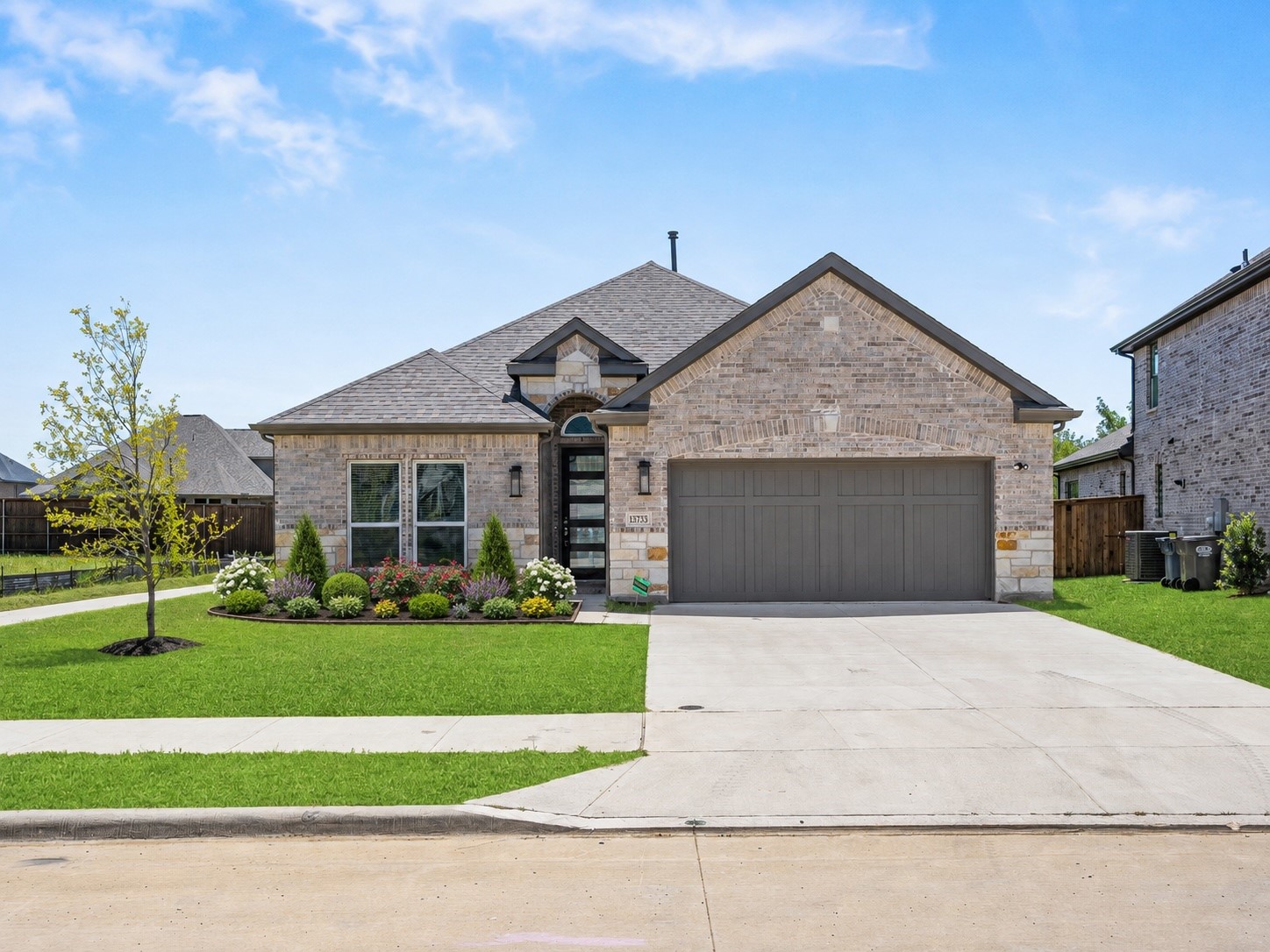 13733 Riola Drive
