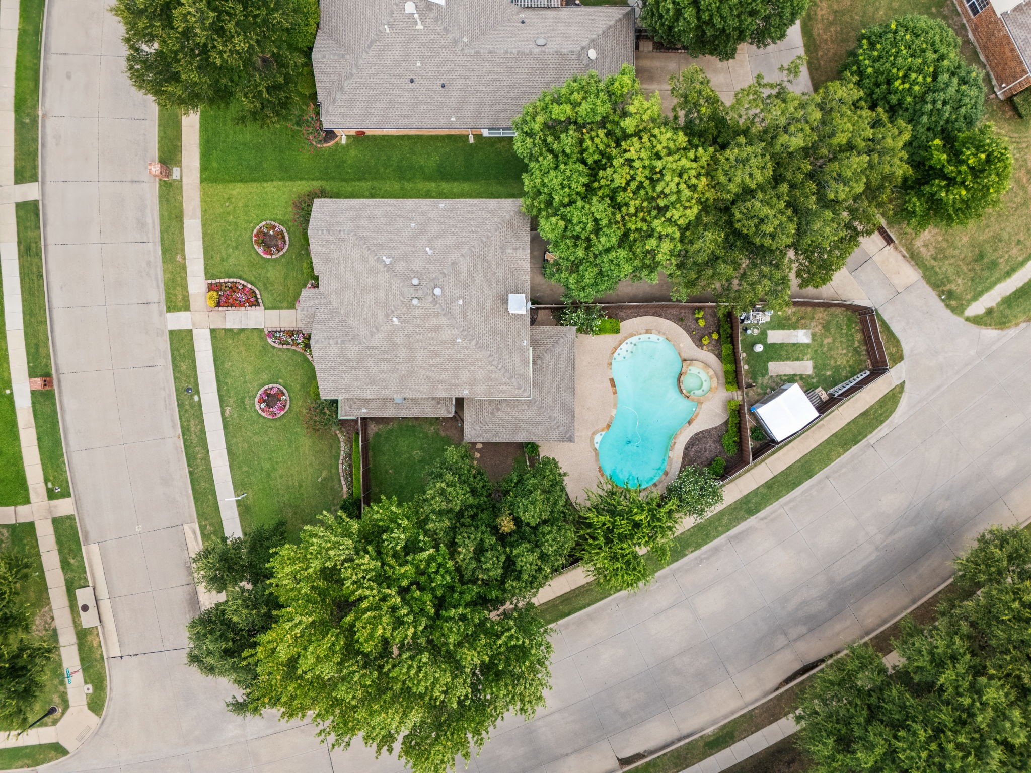 9503 Saddle Drive