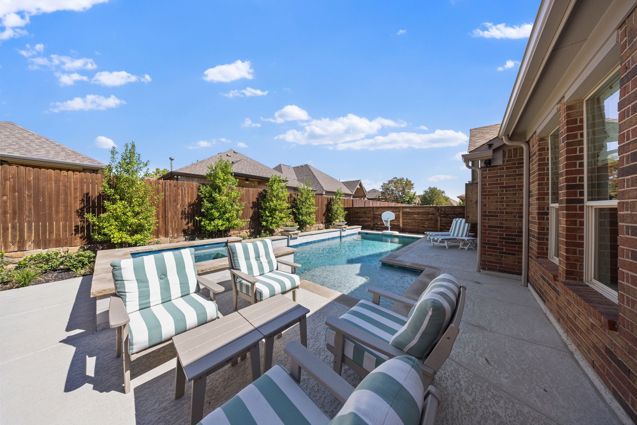 3633 Saratoga Downs Way