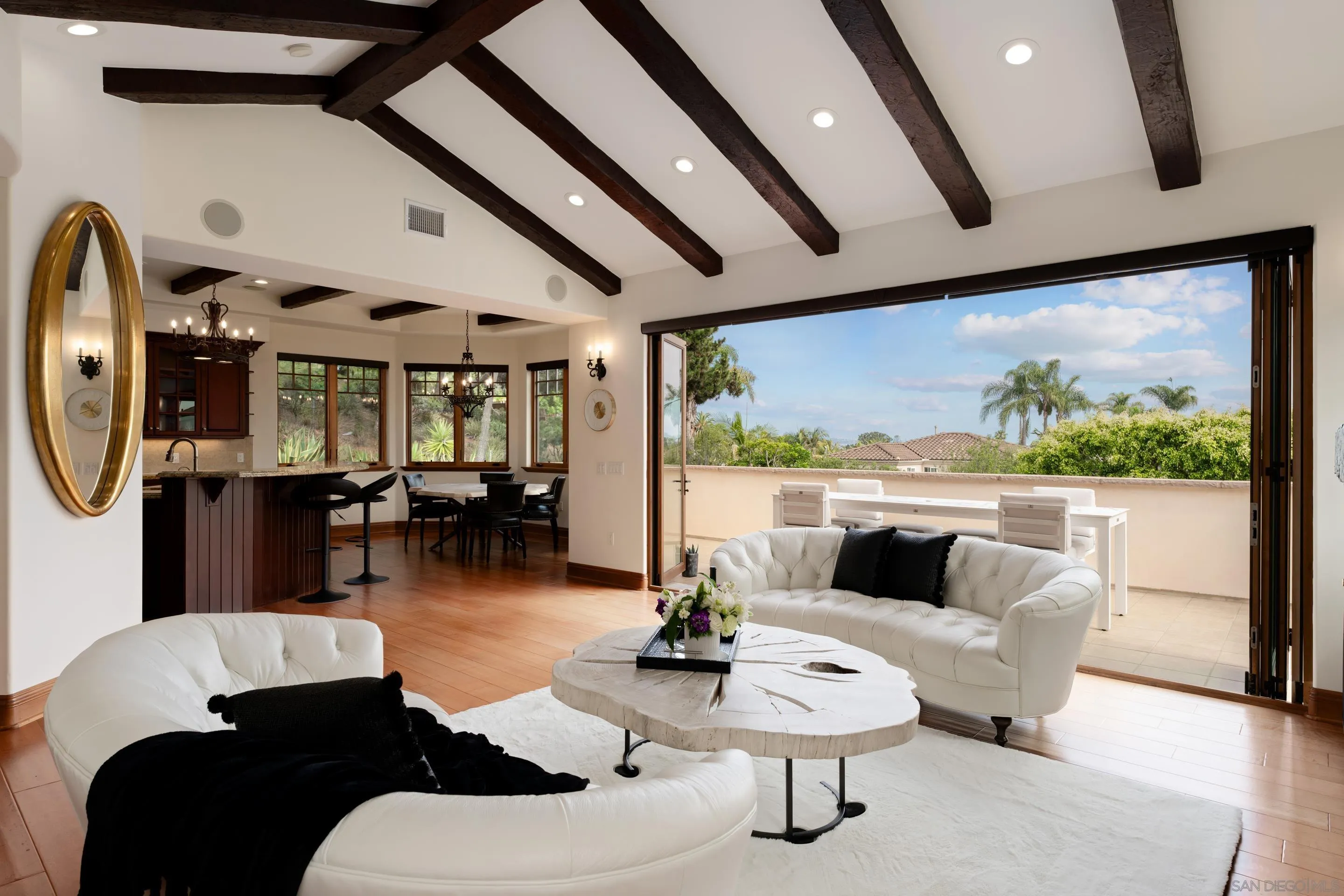 1045 Van Nuys St.