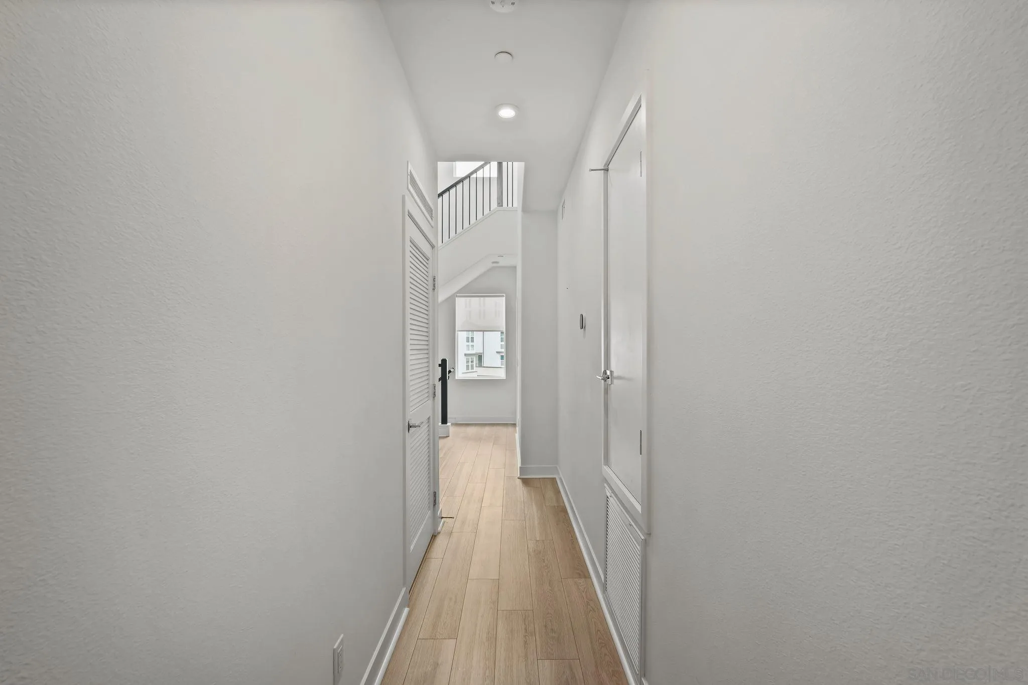 2942 Franklin