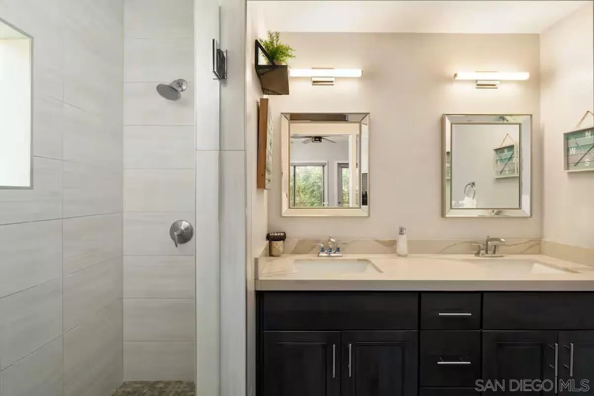 2124 Front Street Unit 01