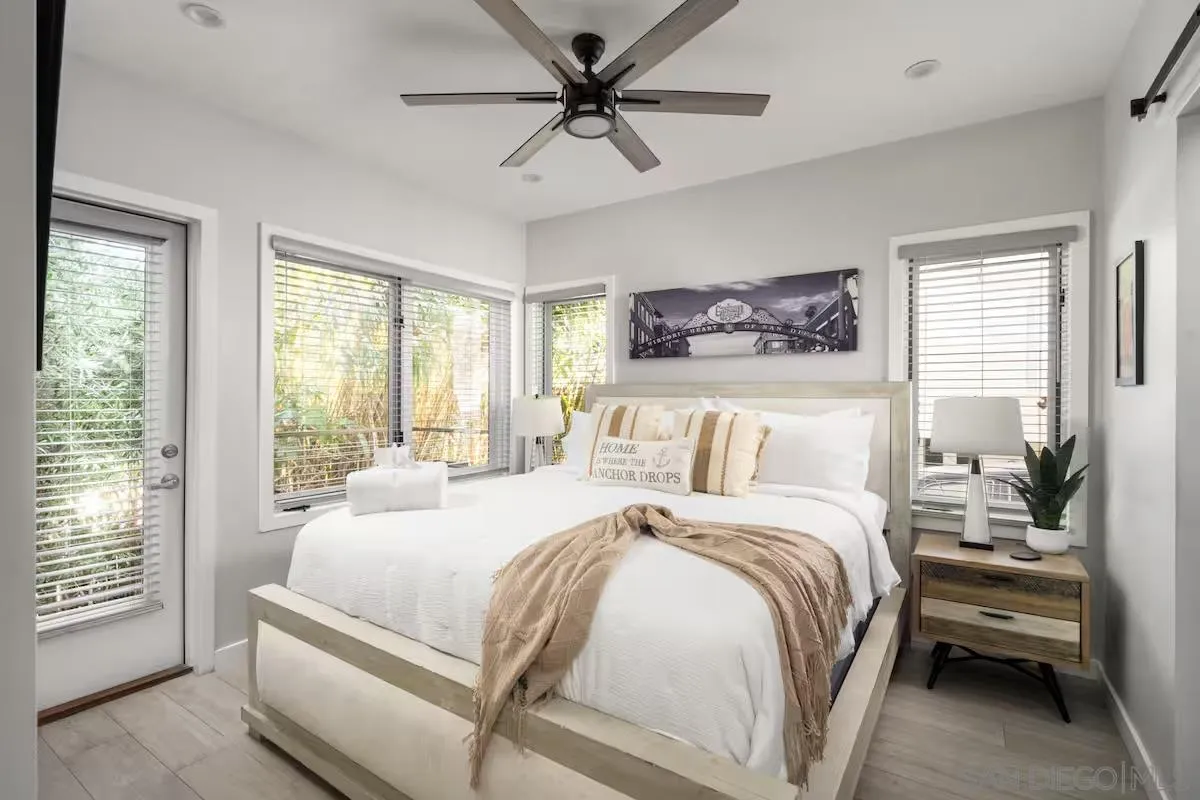 2124 Front Street Unit 01