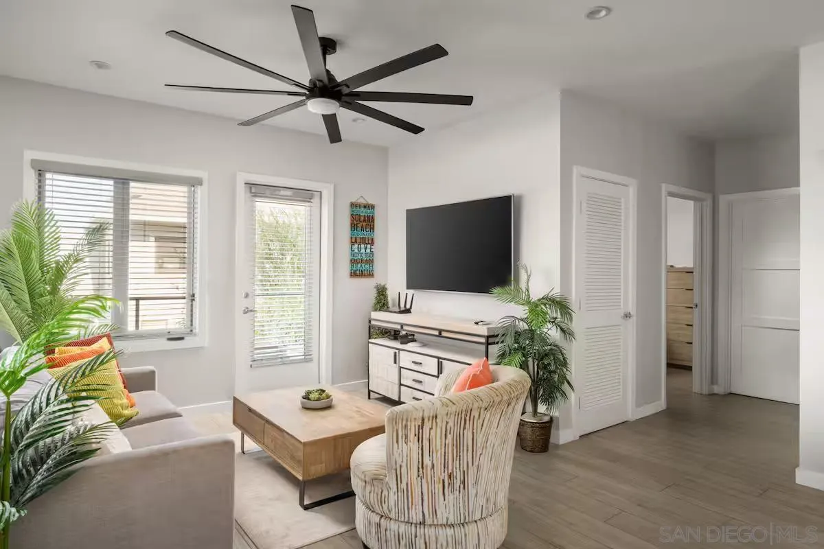 2124 Front Street Unit 01