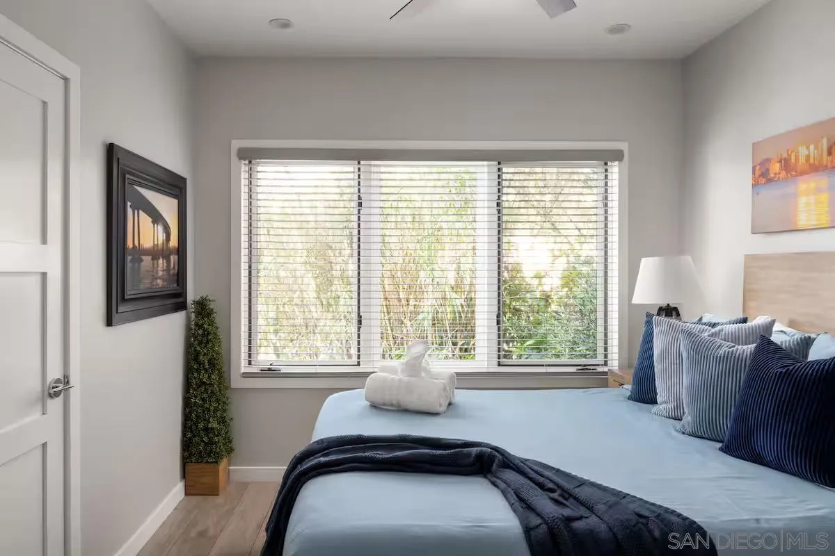 2124 Front Street Unit 01