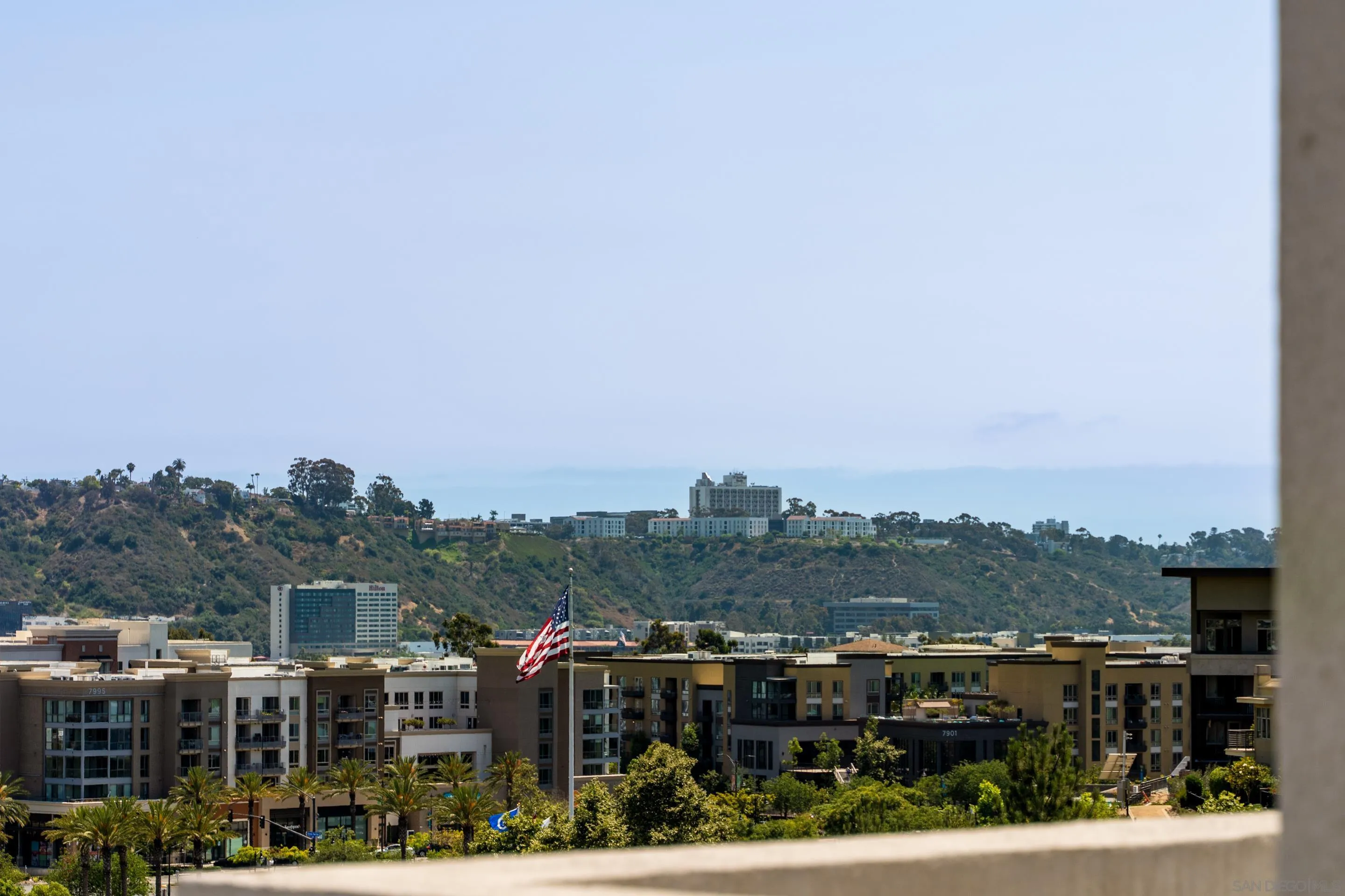 2731 Via Avella