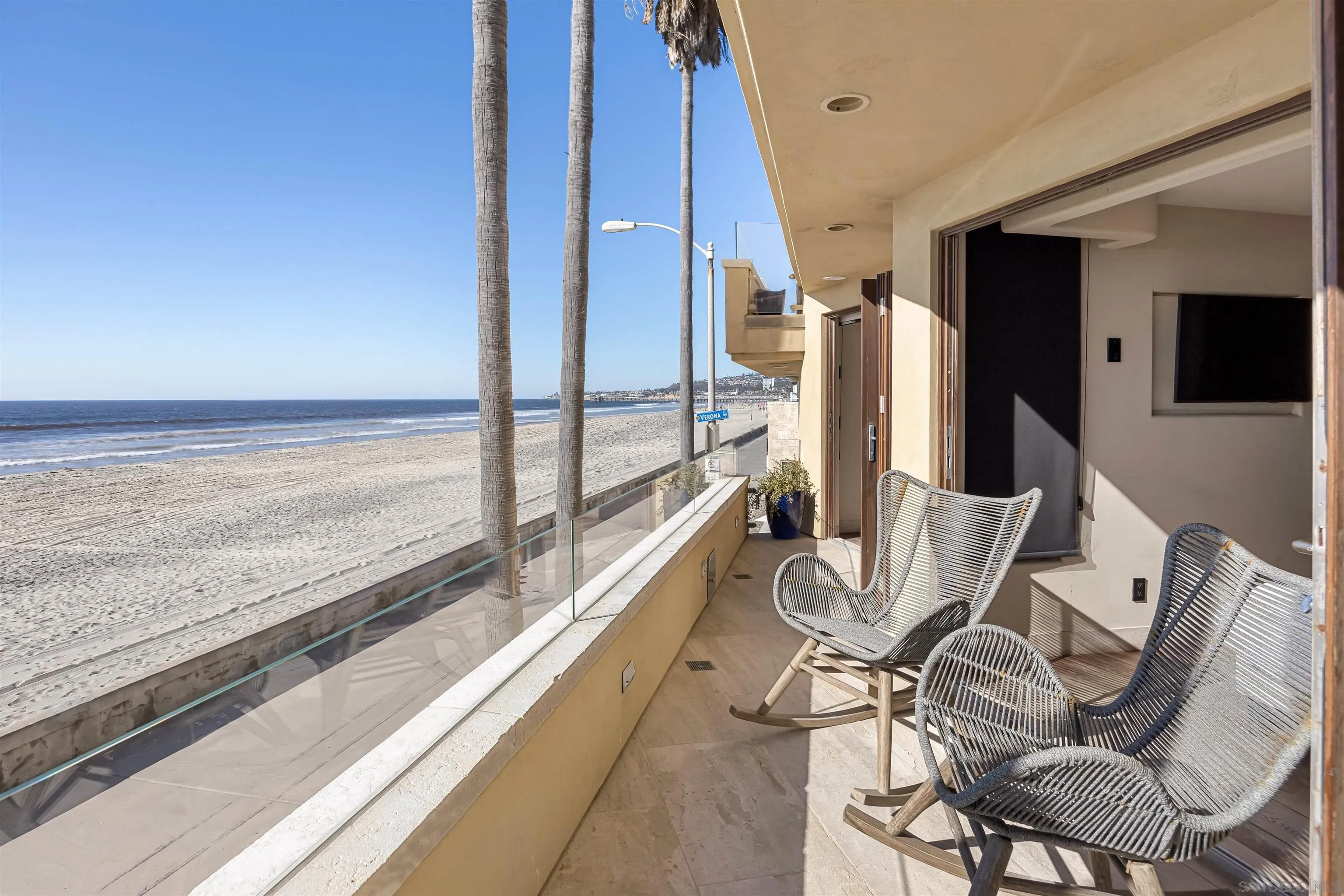 3921 Ocean Front Walk