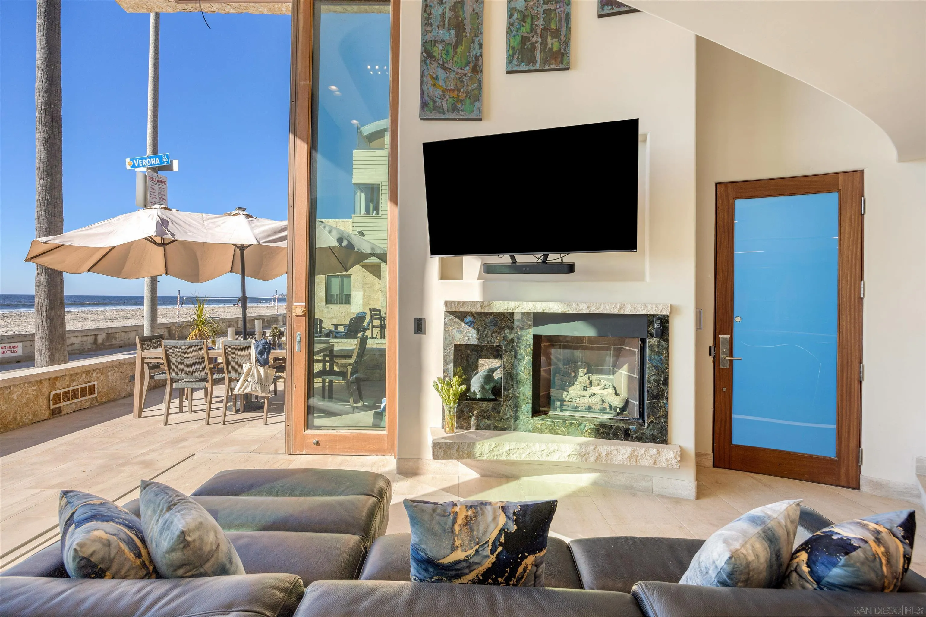 3921 Ocean Front Walk