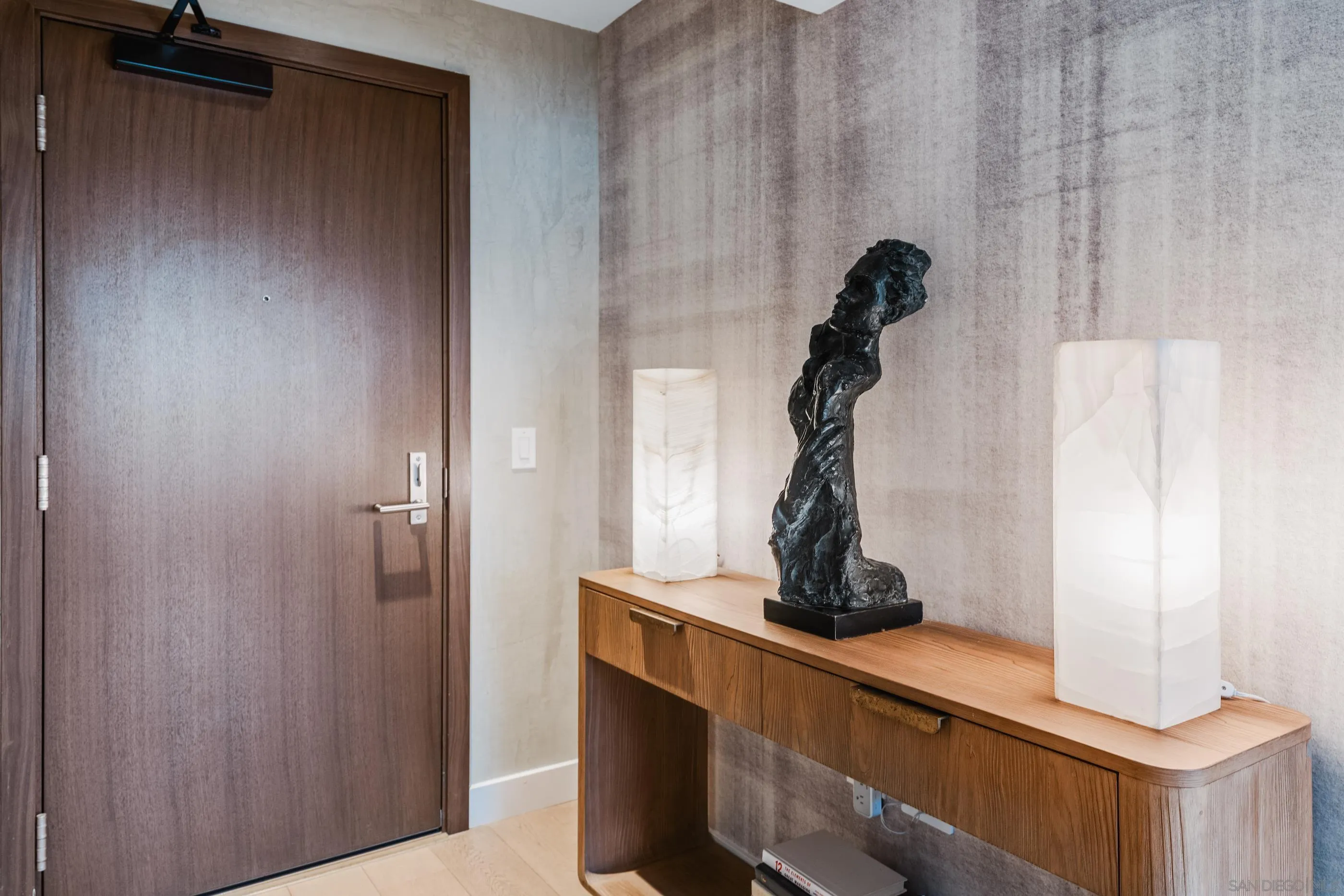 888 W E Street Unit 1106