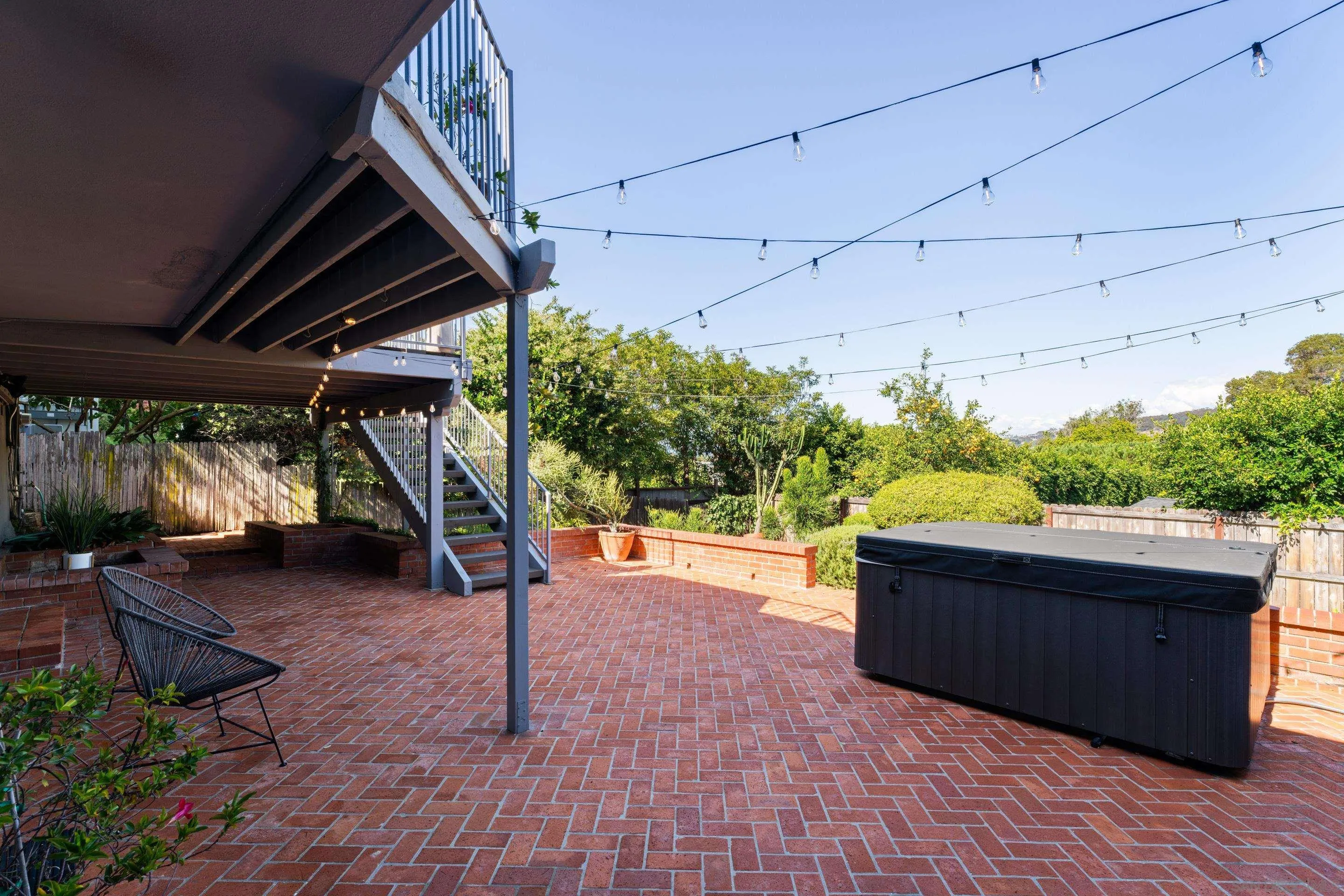 7850 Roseland Dr, La Jolla