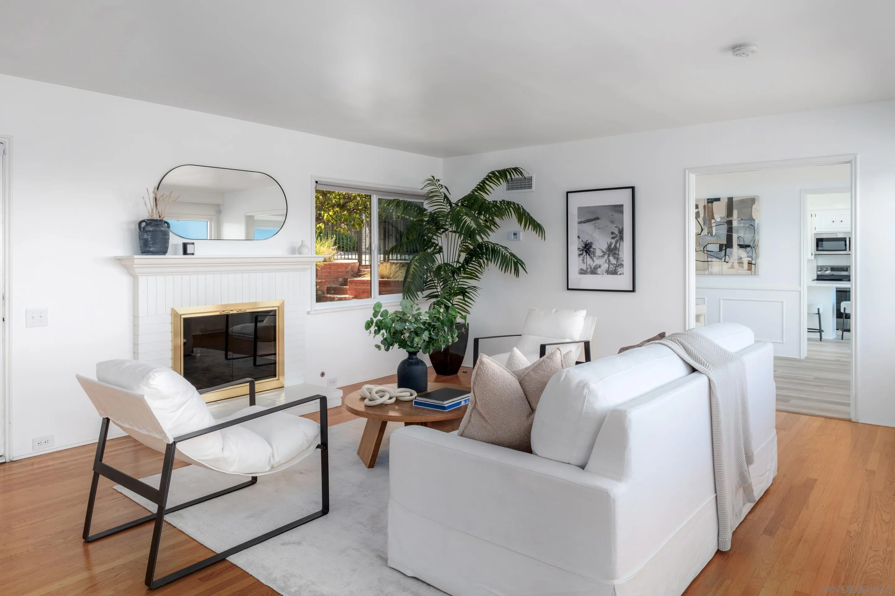 7850 Roseland Dr, La Jolla