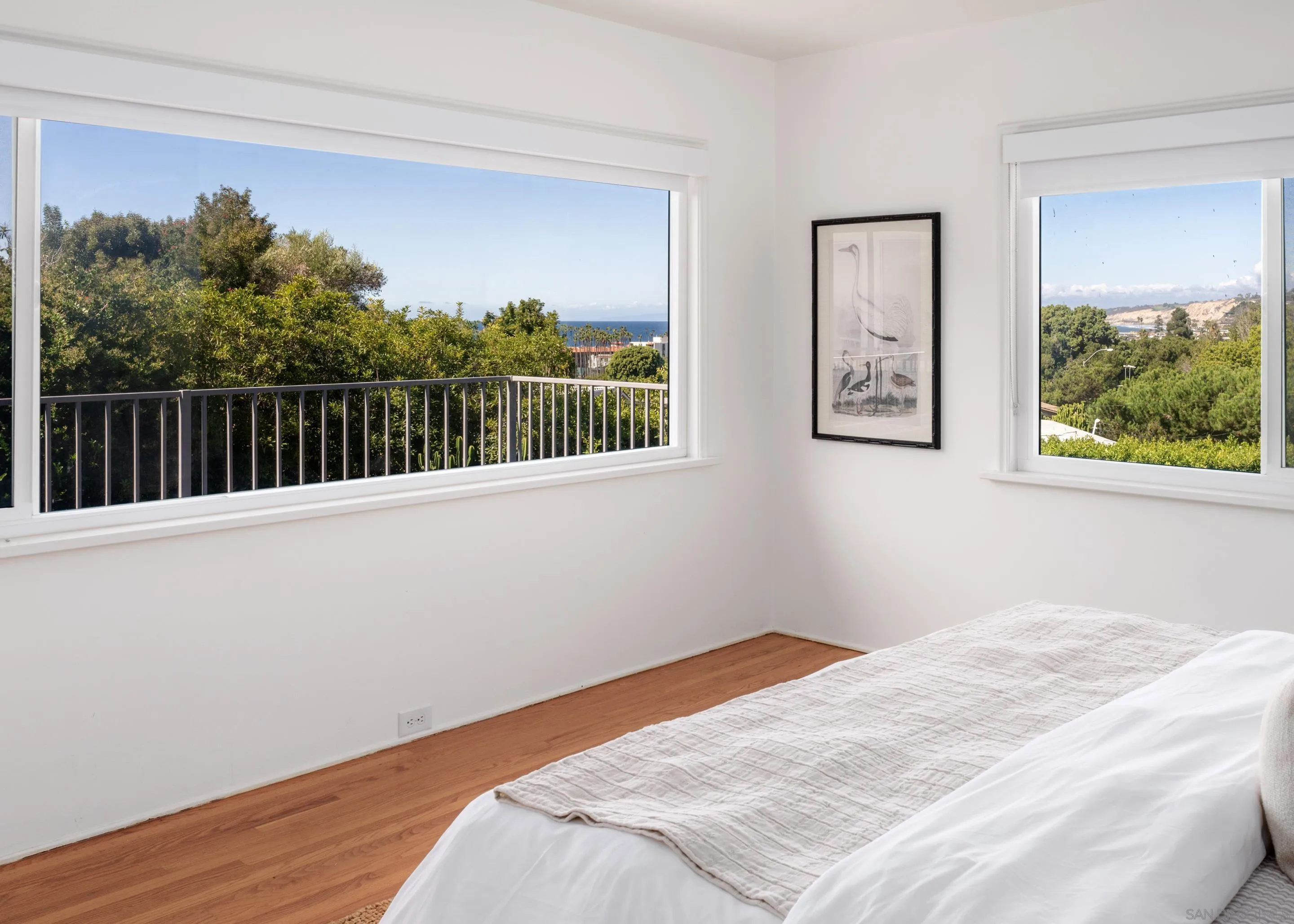 7850 Roseland Dr, La Jolla