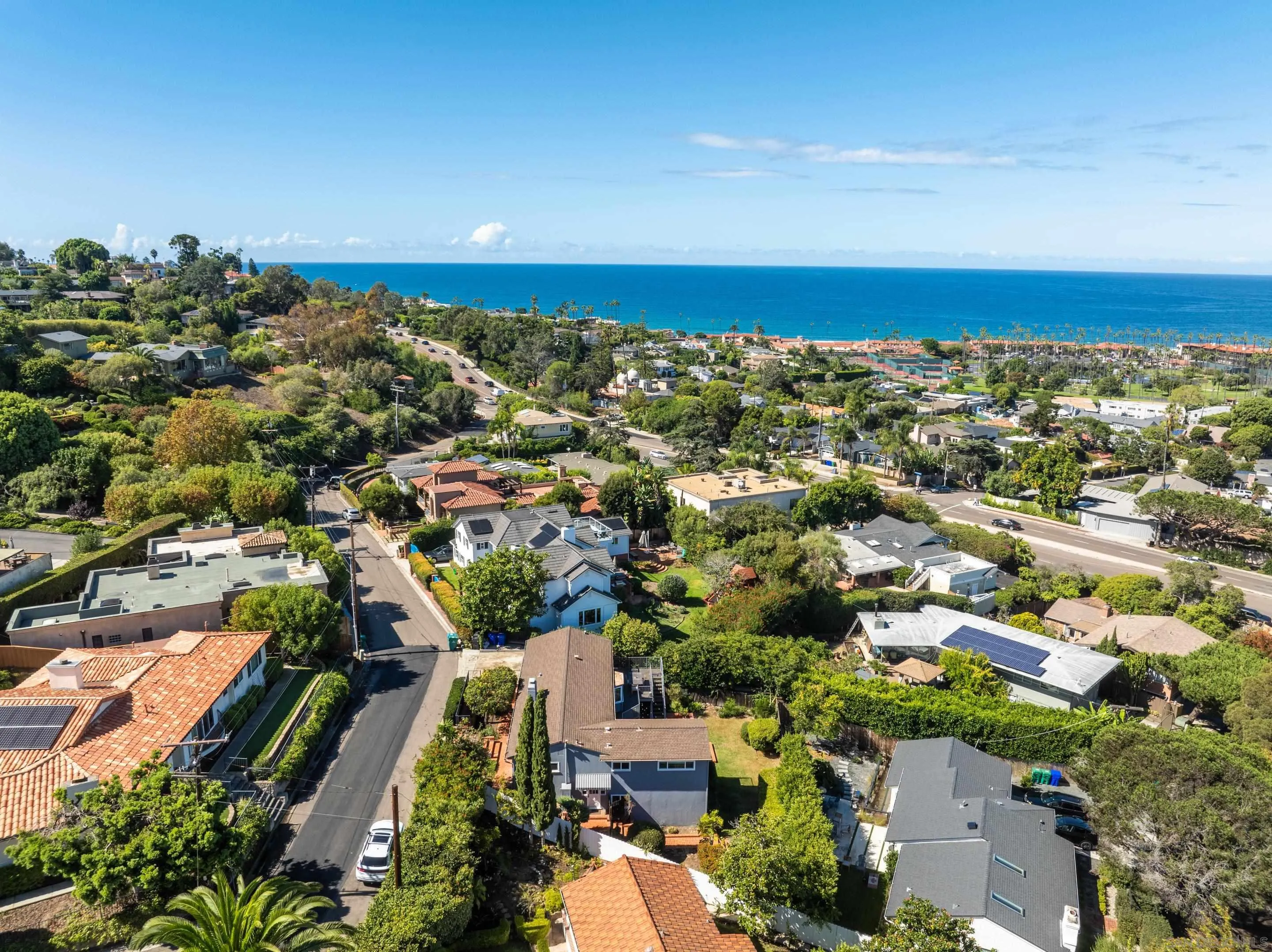 7850 Roseland Dr, La Jolla