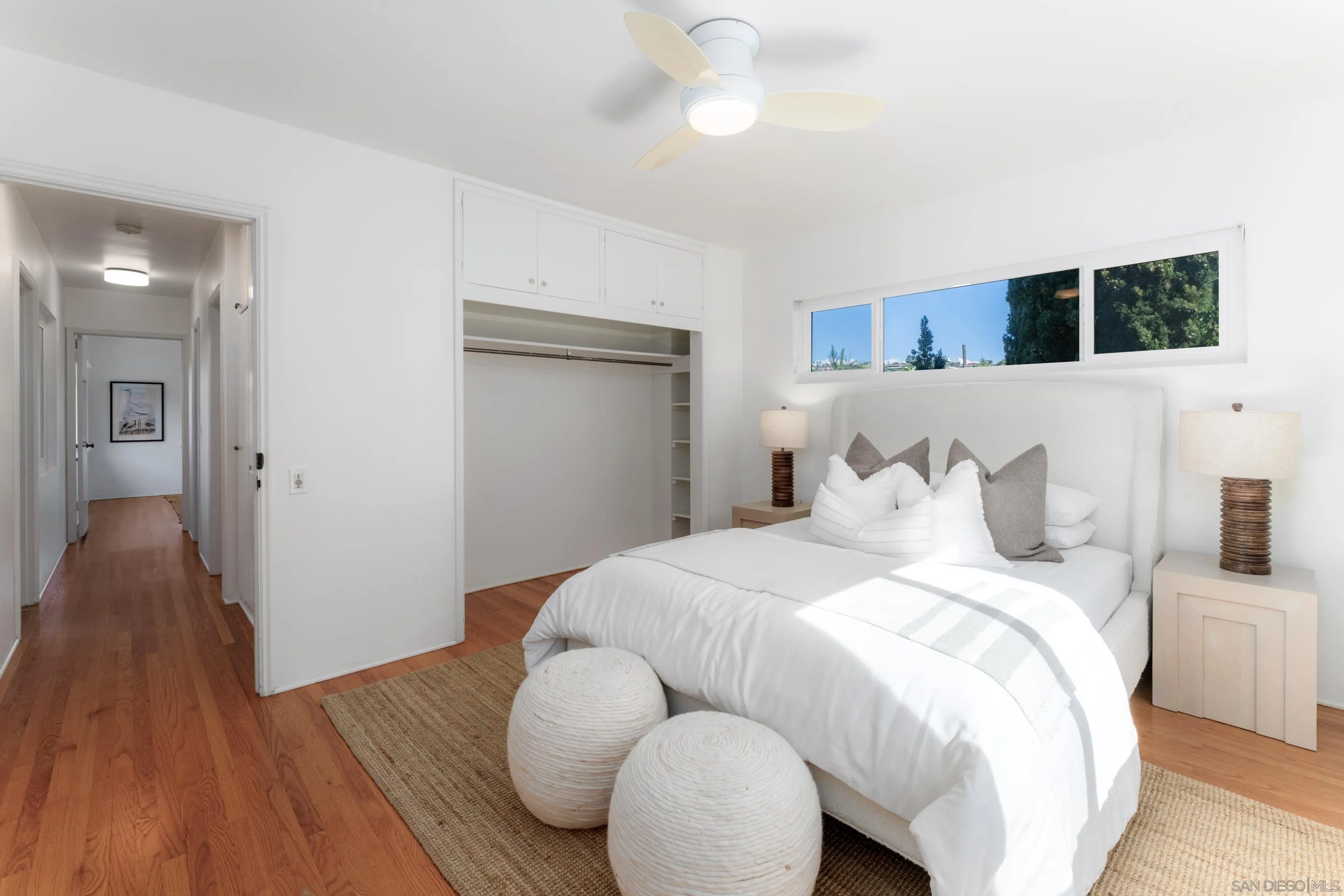 7850 Roseland Dr, La Jolla