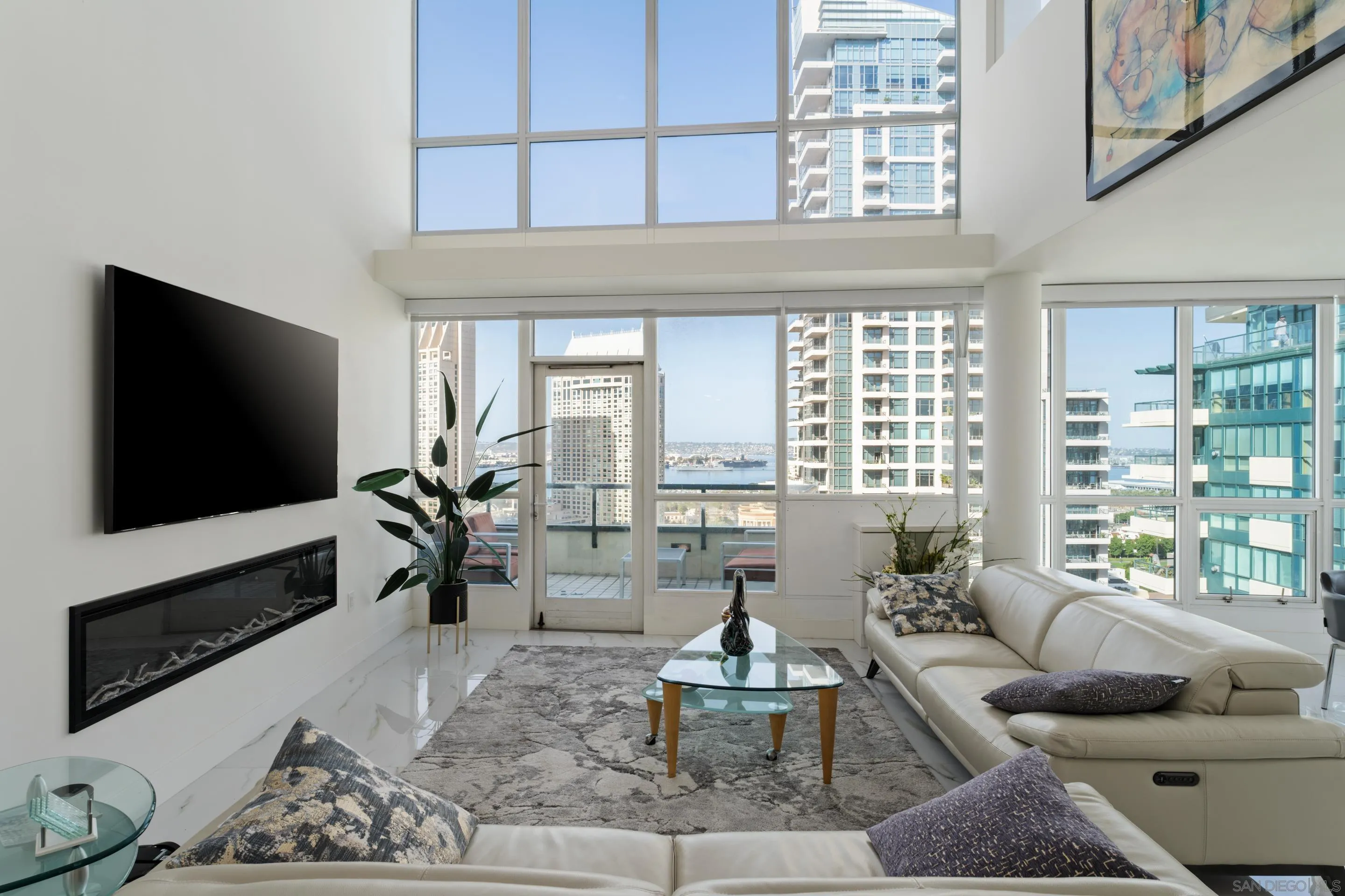 510 1st Ave Unit 2204