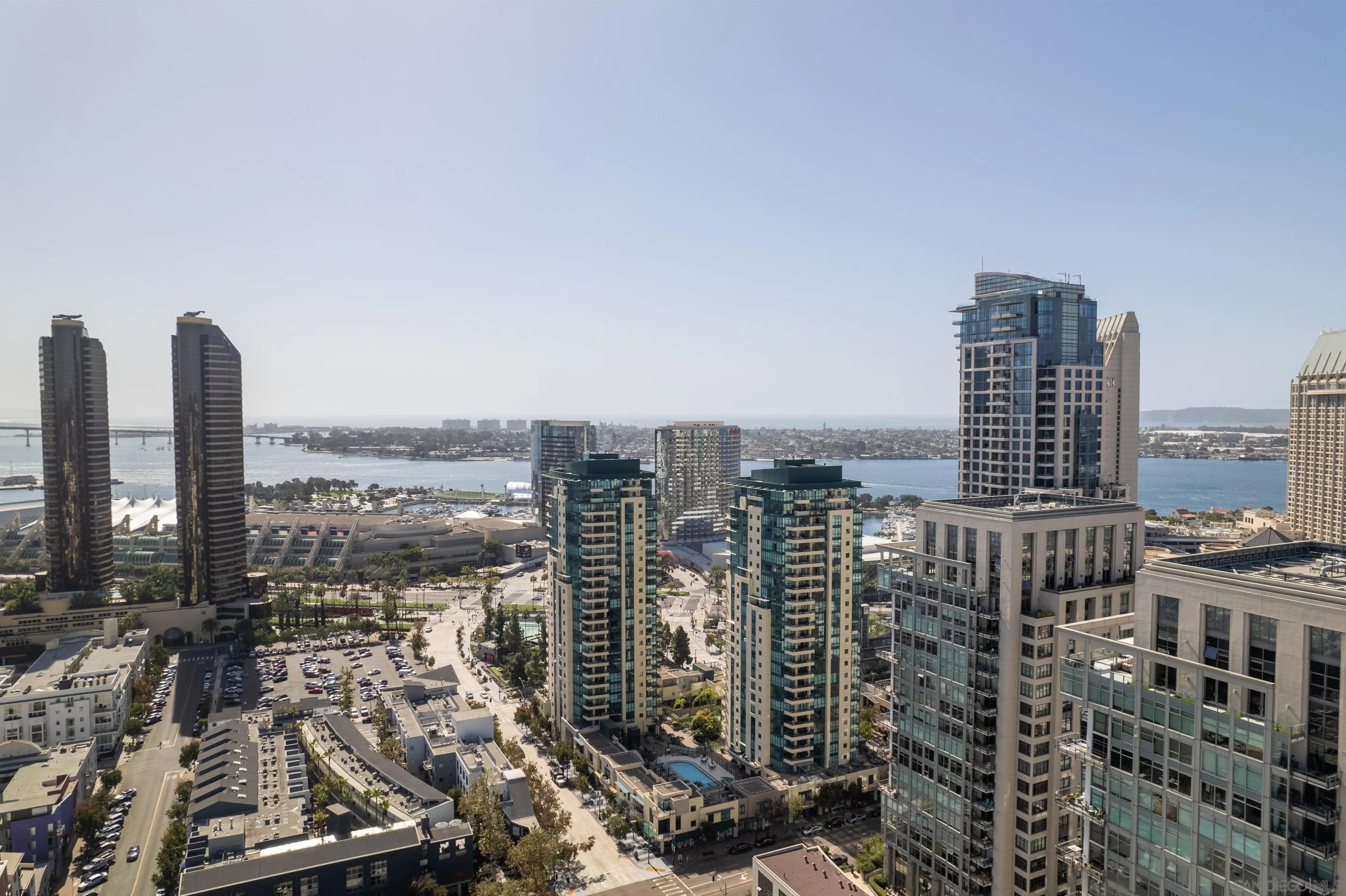 510 1st Ave Unit 2204