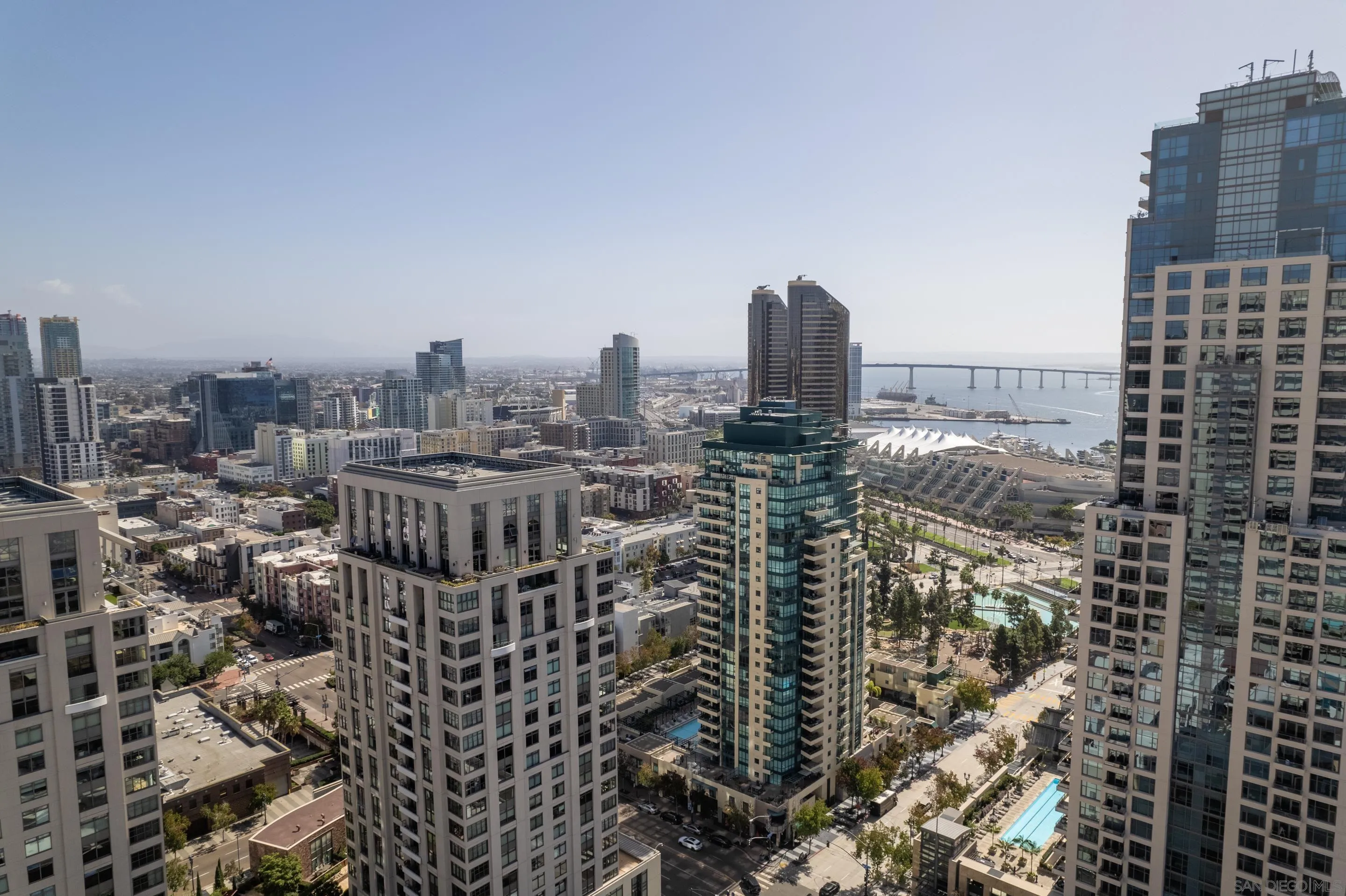 510 1st Ave Unit 2204