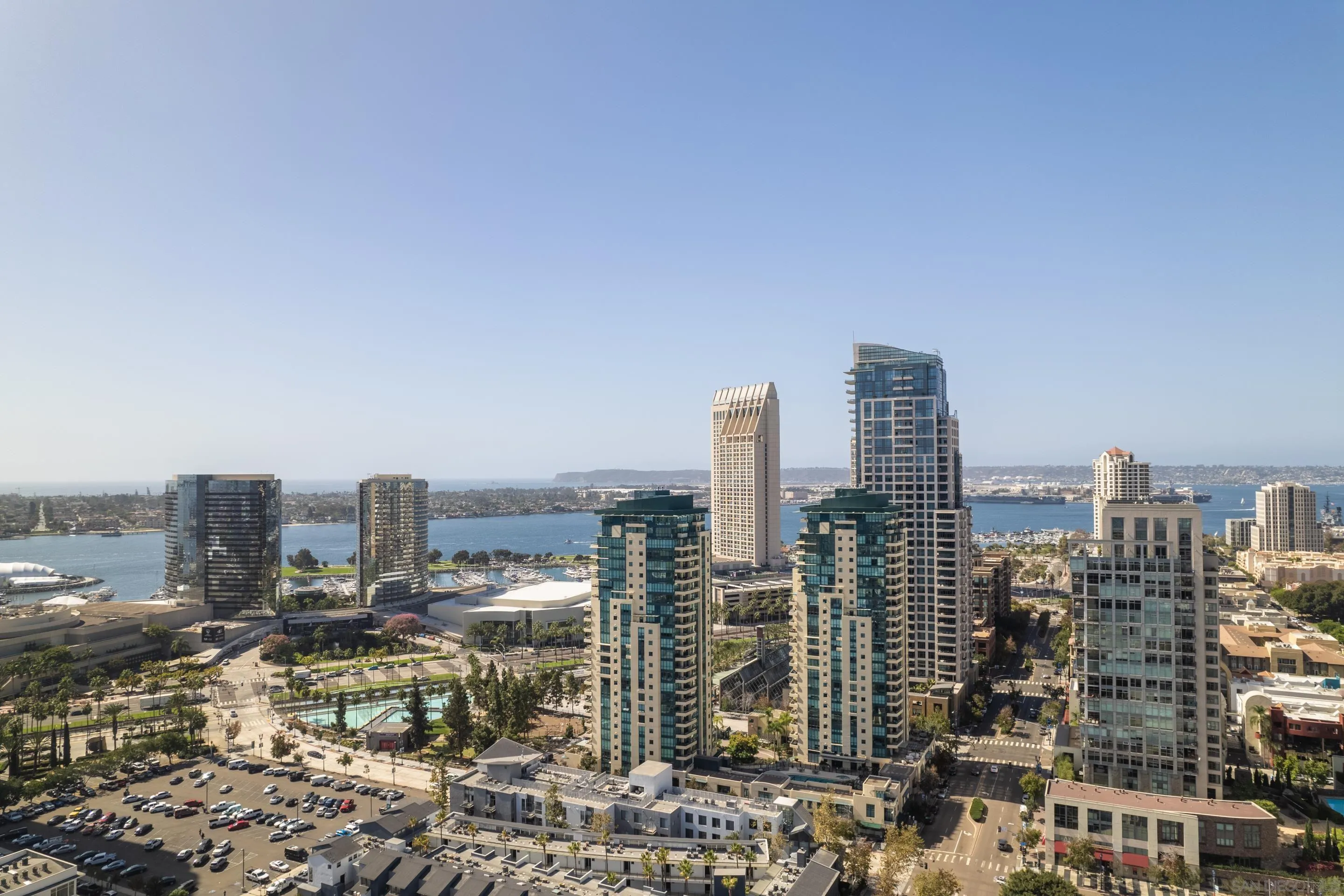 510 1st Ave Unit 2204
