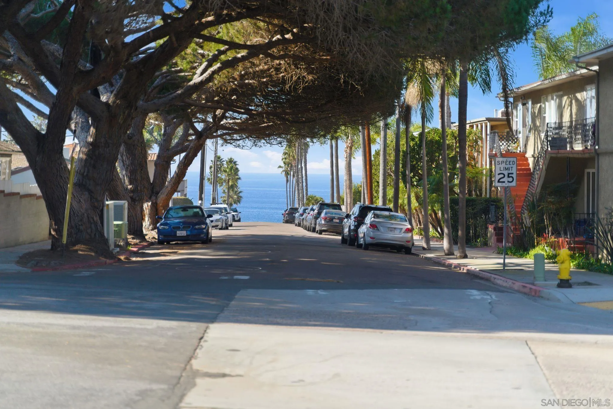 6455 La Jolla Blvd Unit: 206