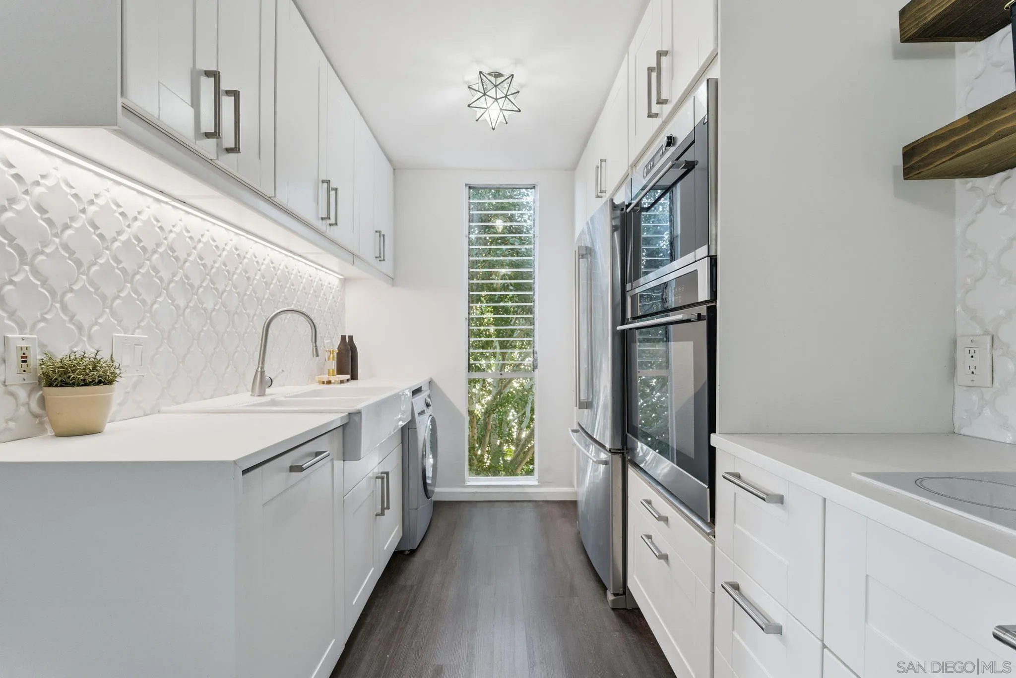 6455 La Jolla Blvd Unit: 206