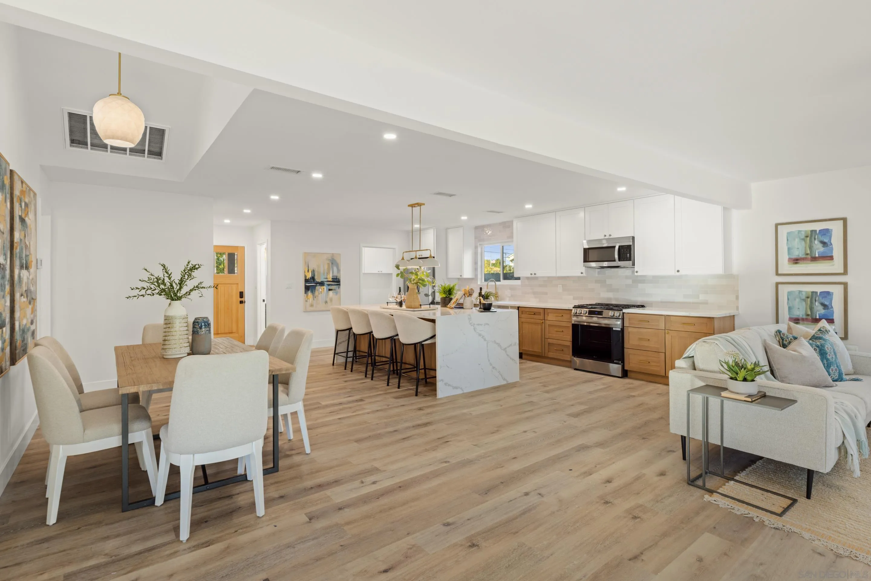 4871 Mount Bigelow Drive