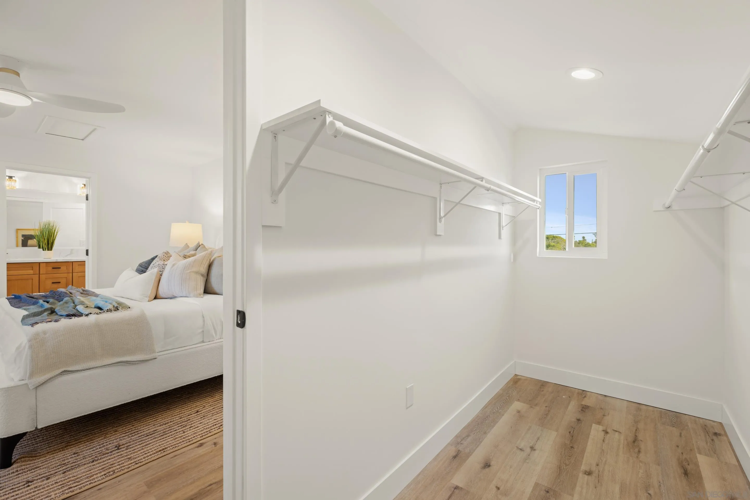 4871 Mount Bigelow Drive