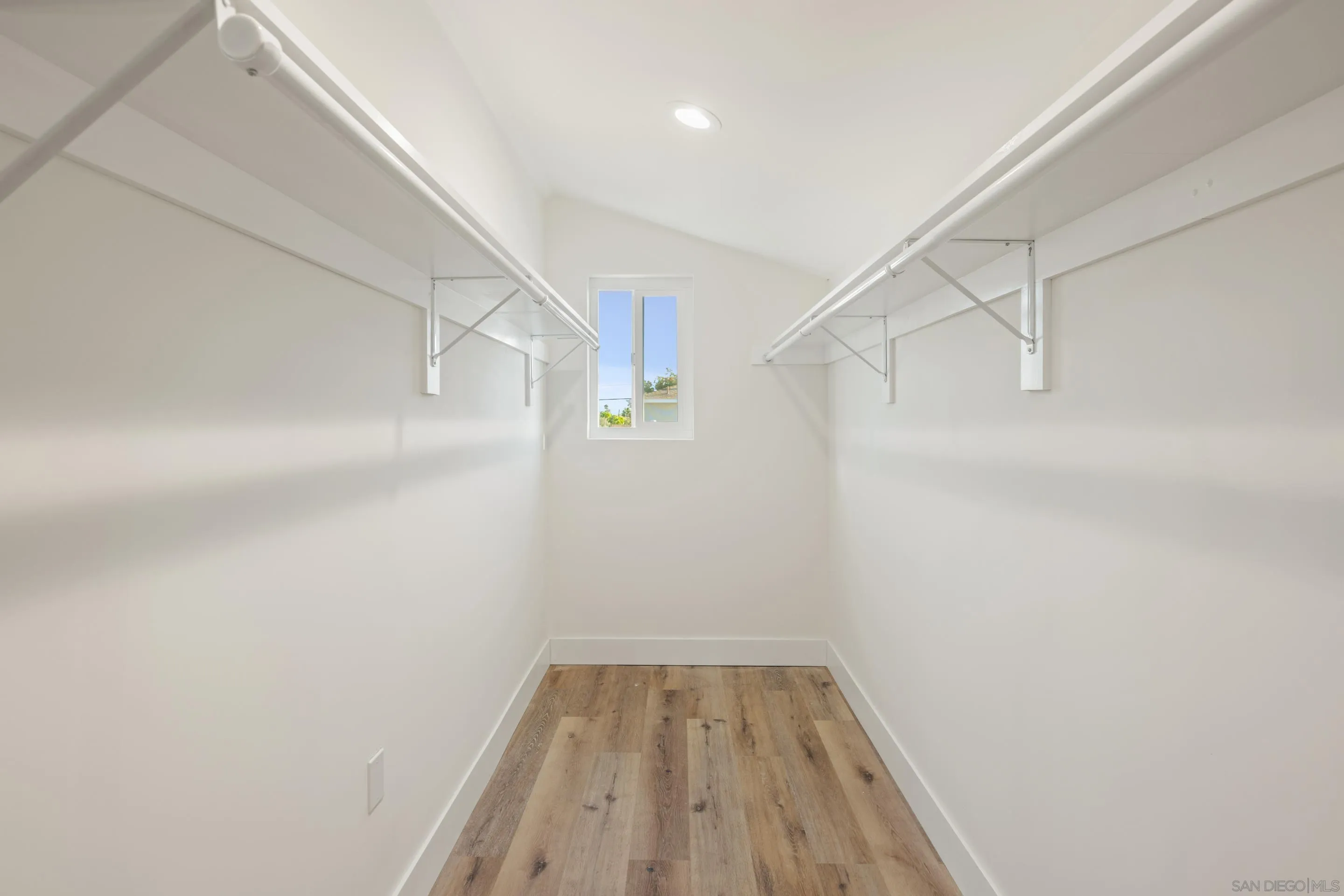 4871 Mount Bigelow Drive