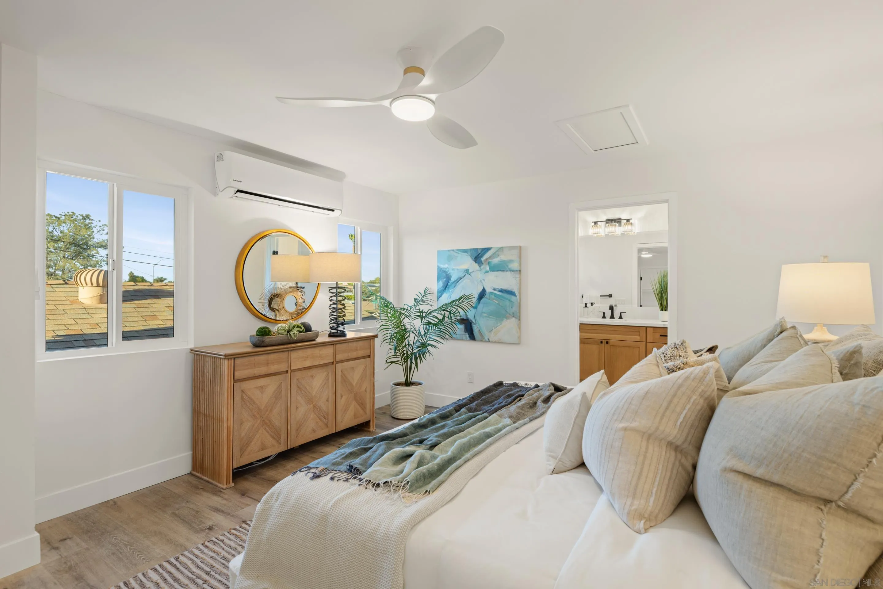 4871 Mount Bigelow Drive