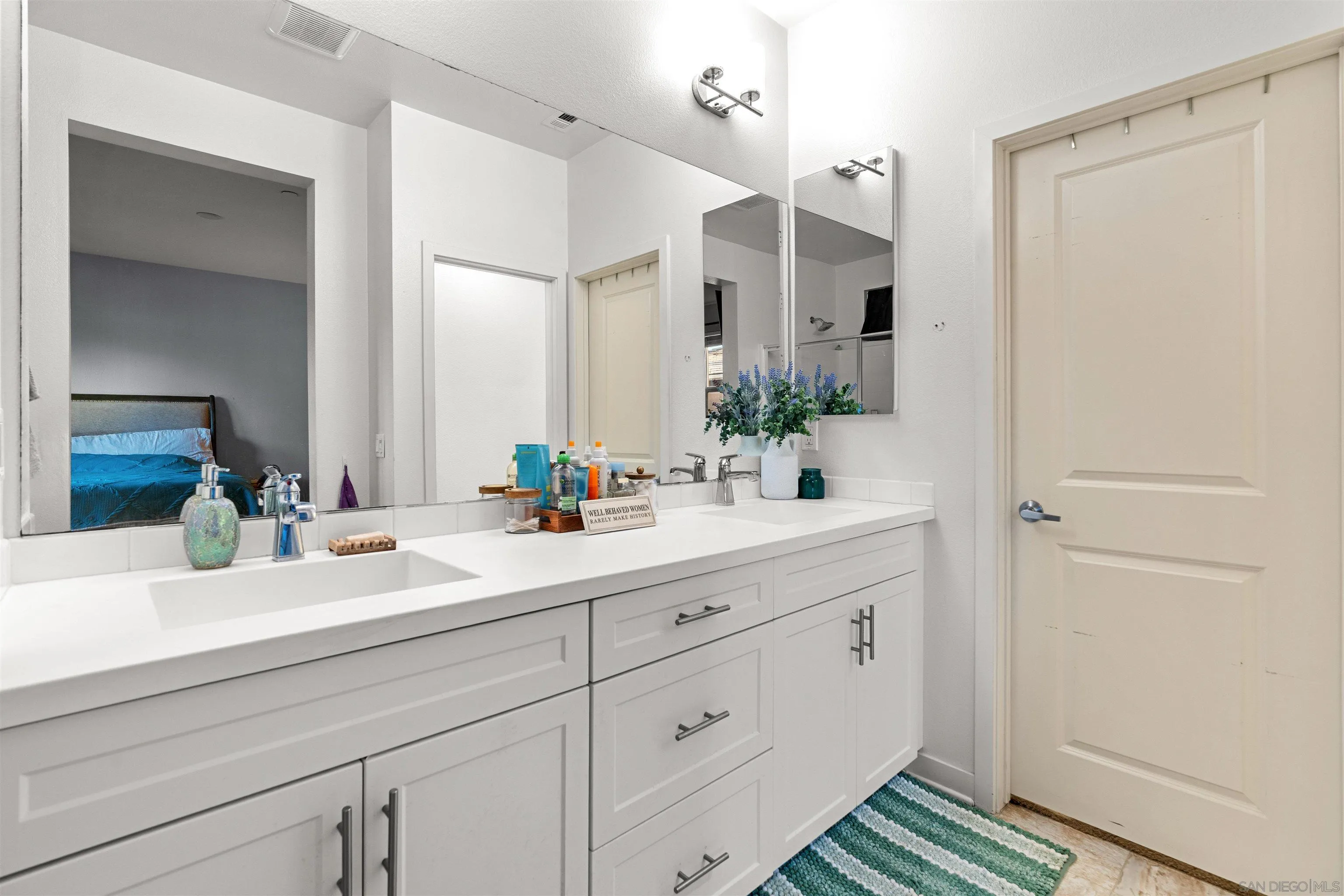 2076 Tango Loop Unit Unit 2